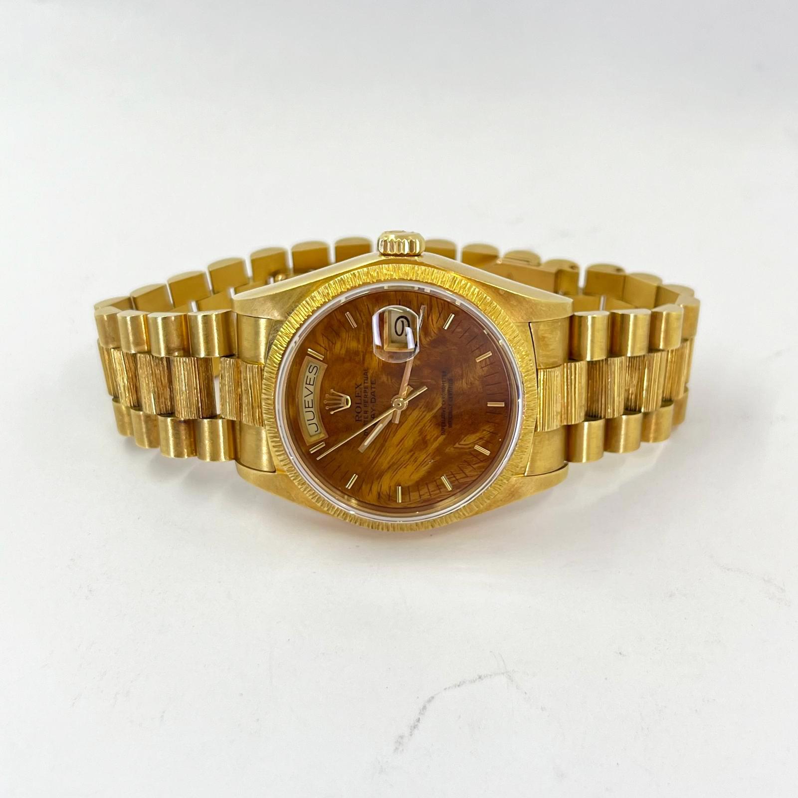 Rolex Montre Day-Date avec cadran en bois d'origine sur bracelet président en vente 6