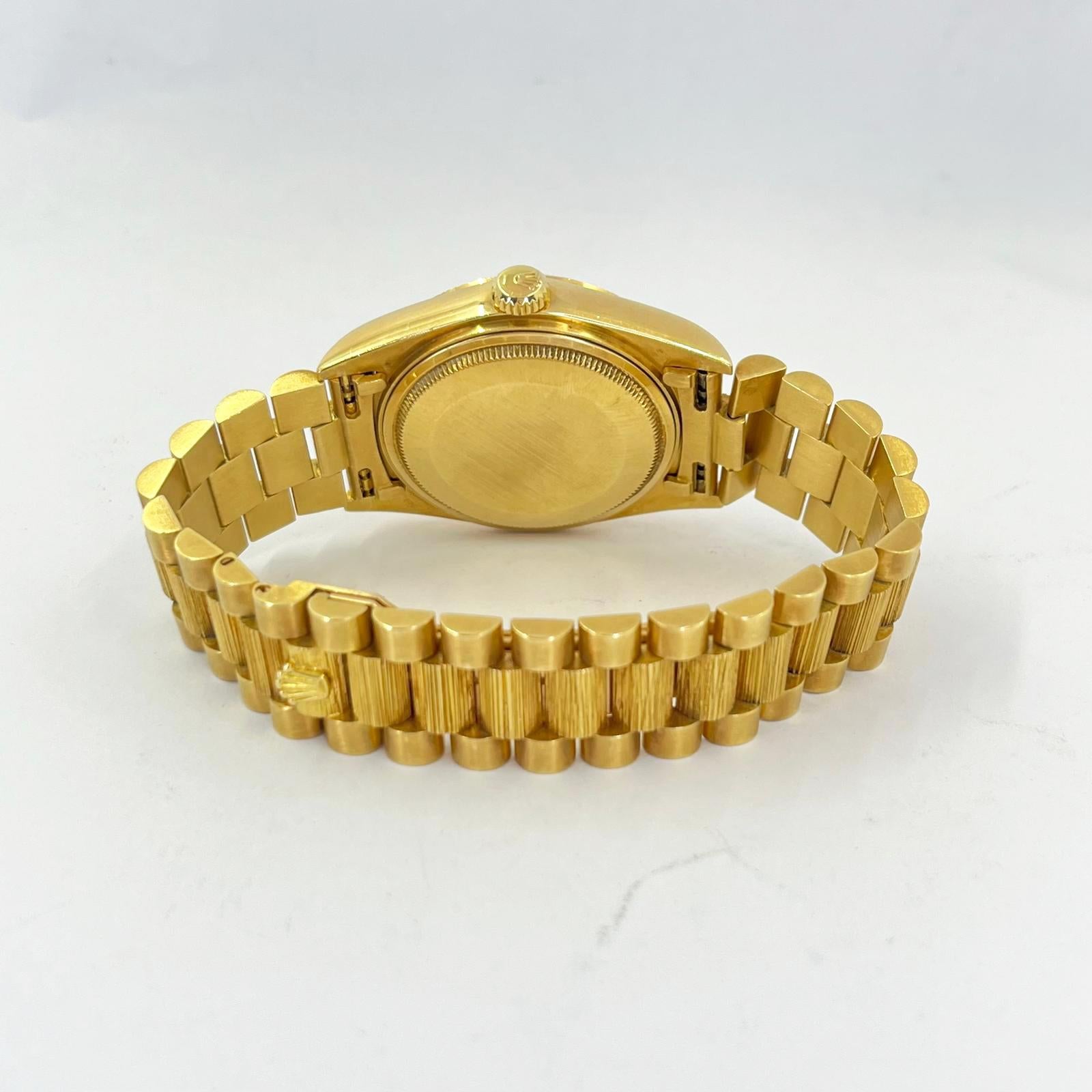 Rolex Montre Day-Date avec cadran en bois d'origine sur bracelet président en vente 5