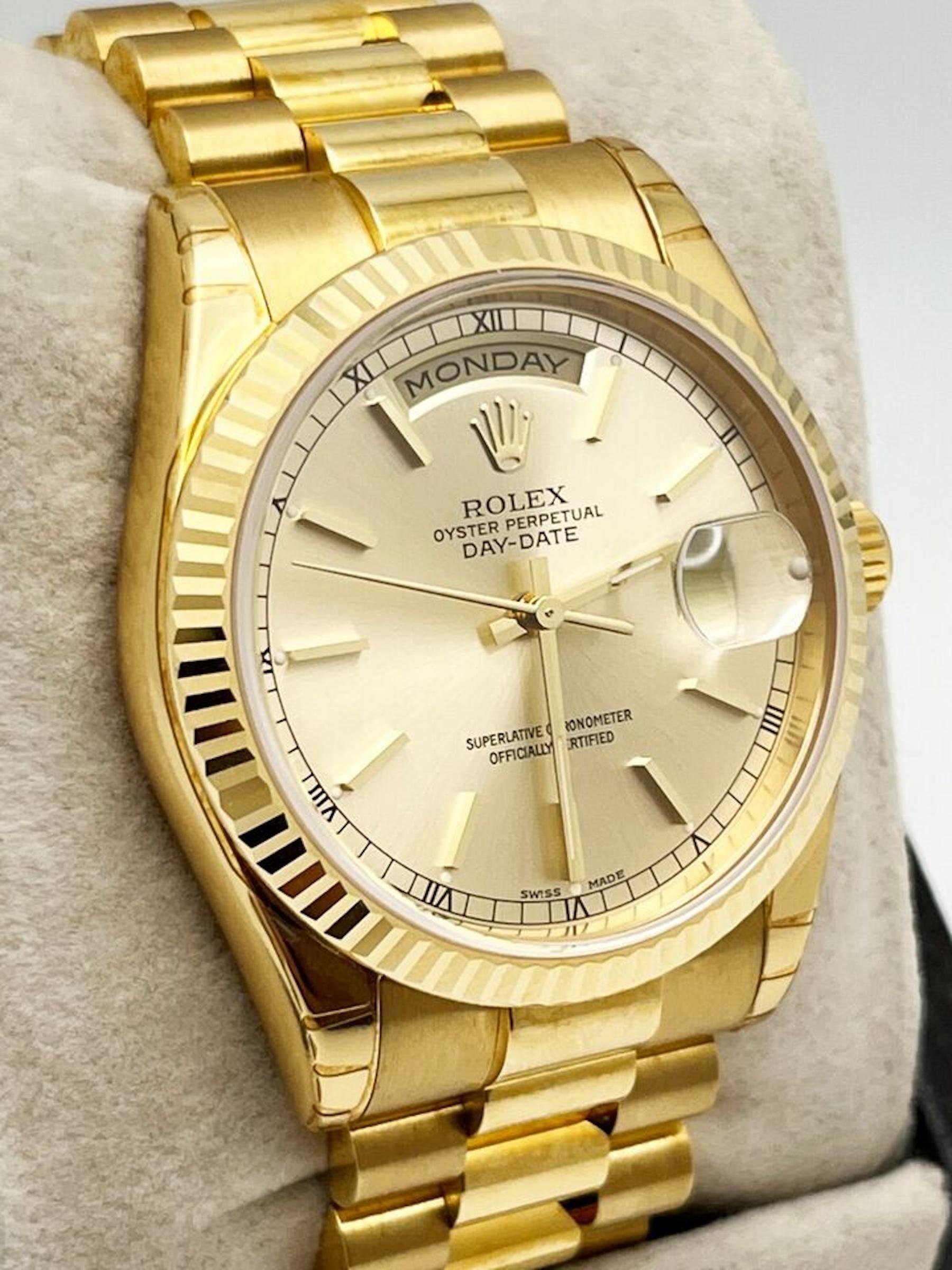 Rare Rolex President 118238 Champagne 18K Yellow Gold Box Paper With STICKERS In Excellent Condition For Sale In San Diego, CA