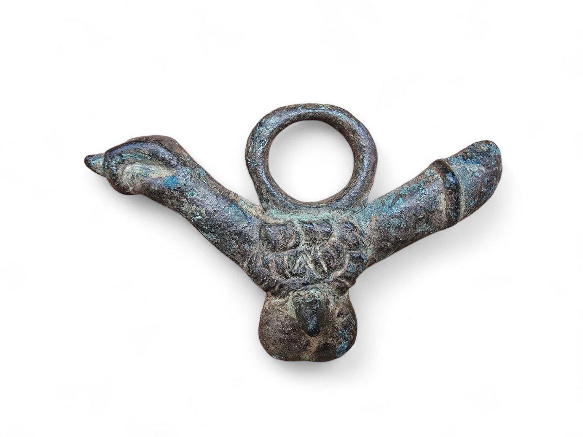 Européen Rare amulette phallique romaine en bronze, 1er-2e siècle ADS en vente