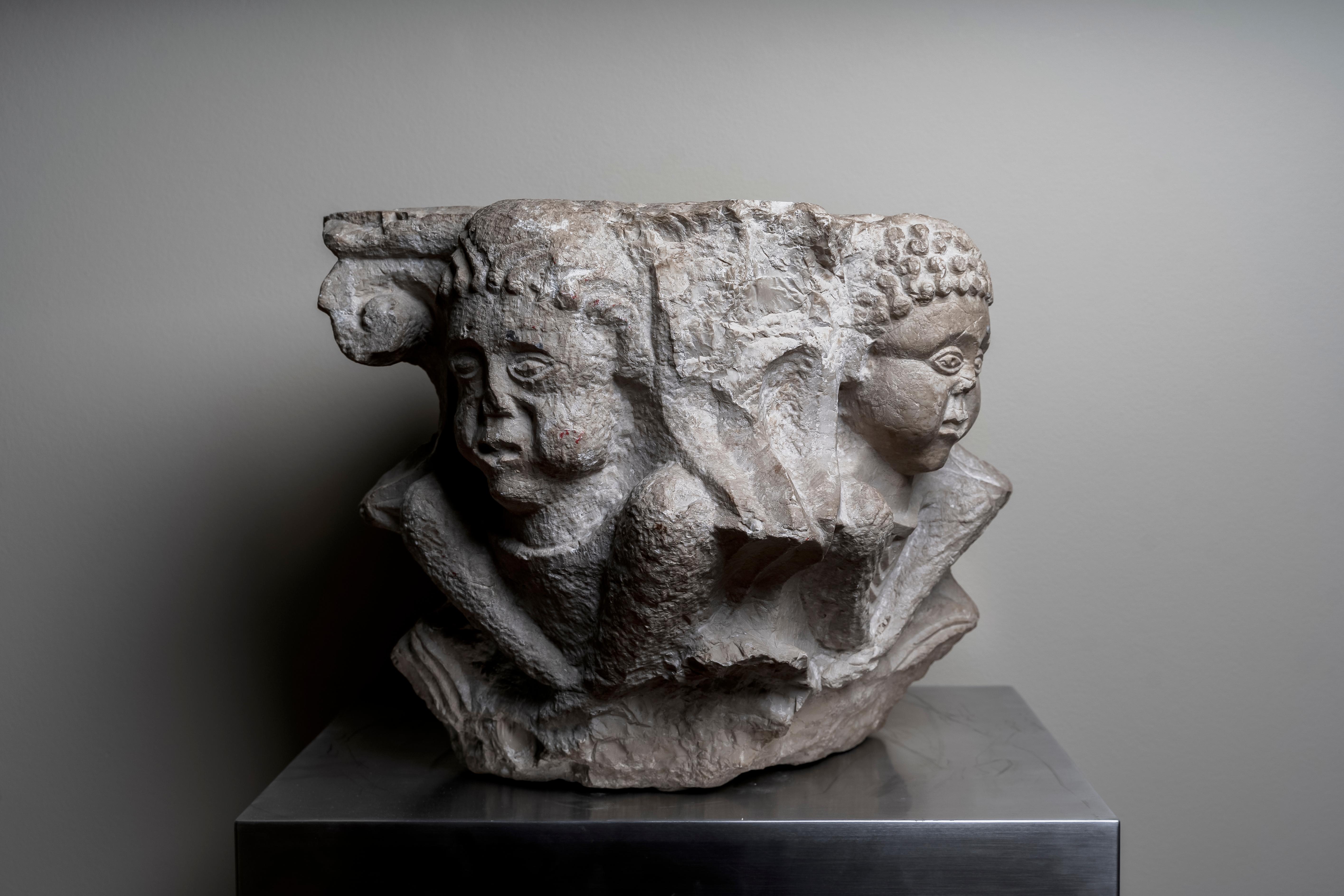 Medieval Rare Romanesque Capital Depicting Four Africans, Apulia, 13th Century For Sale