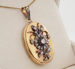 Rare Romantic Victorian 1.75 Carat Rose Cut Diamond 18 Karat Large Locket
