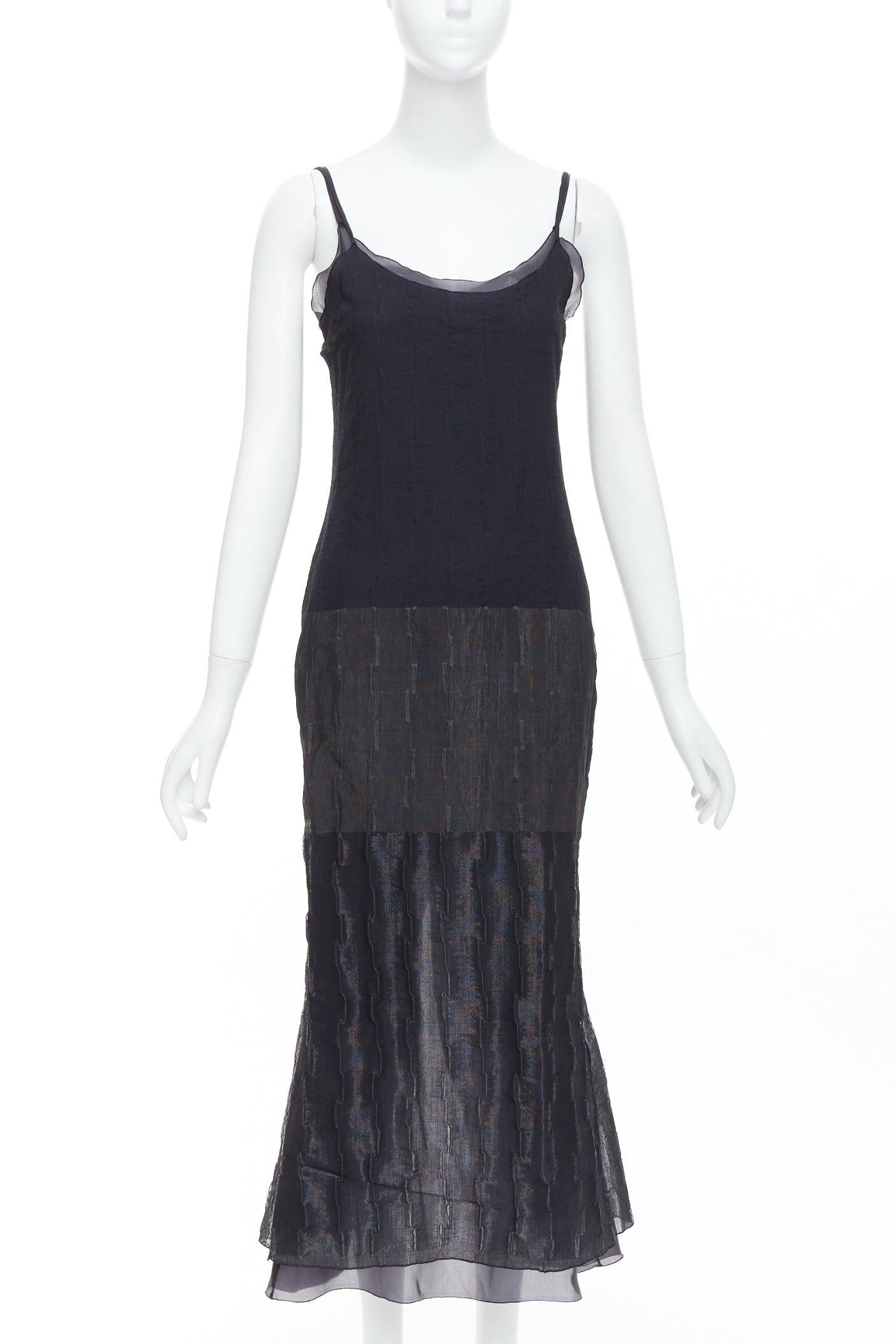 rare ROMEO GIGLI Vintage black wool blend crinkled dress sheer shawl IT42 M
Reference: TGAS/E00346
Brand: Romeo Gigli
Material: Virgin Wool, Blend
Color: Black
Pattern: Solid
Closure: Zip
Lining: Black Fabric
Extra Details: Back zip closure on slip