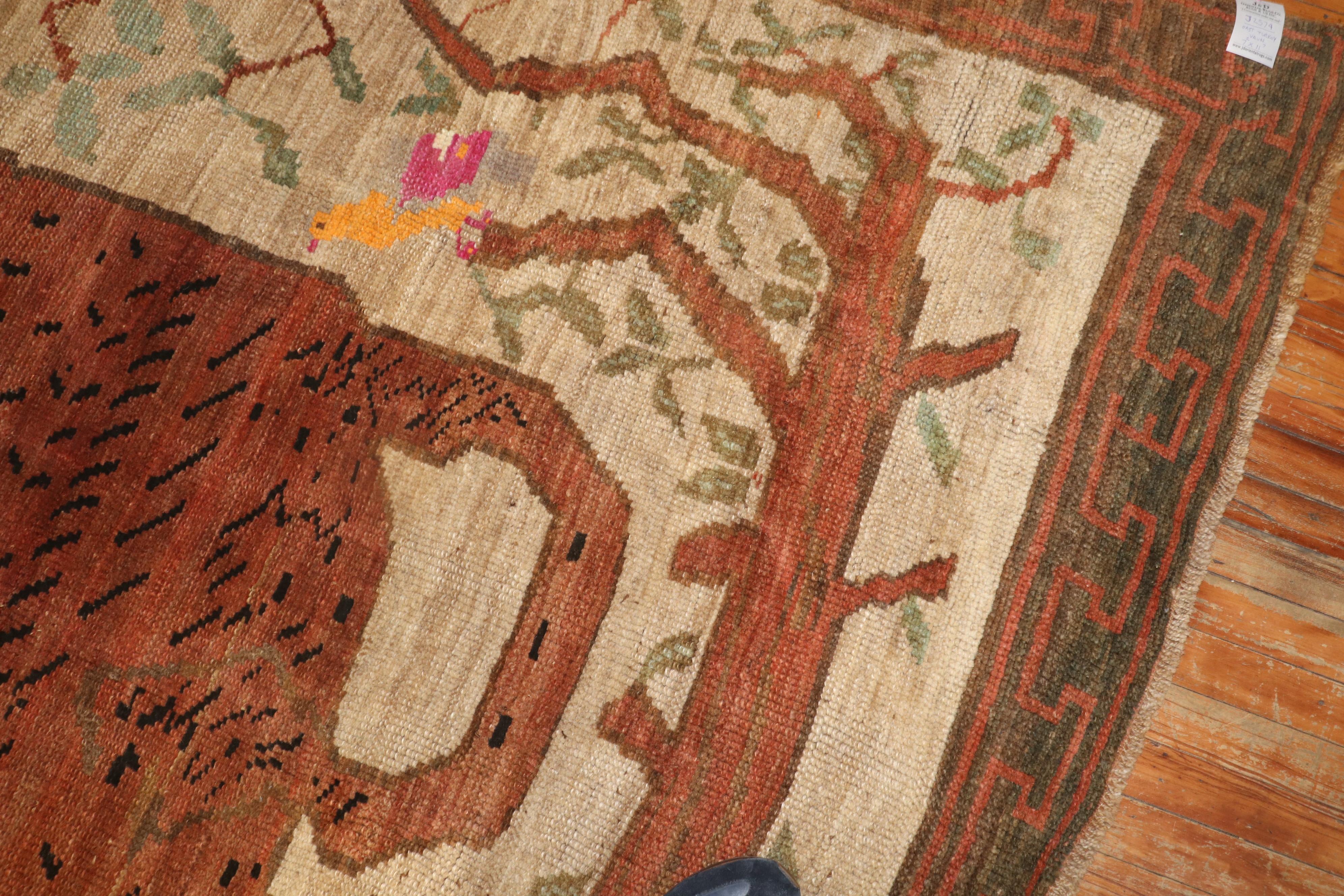 Seltener türkischer Teppich in Zimmergröße mit Löwenmotiv, datiert 1903 im Angebot 4