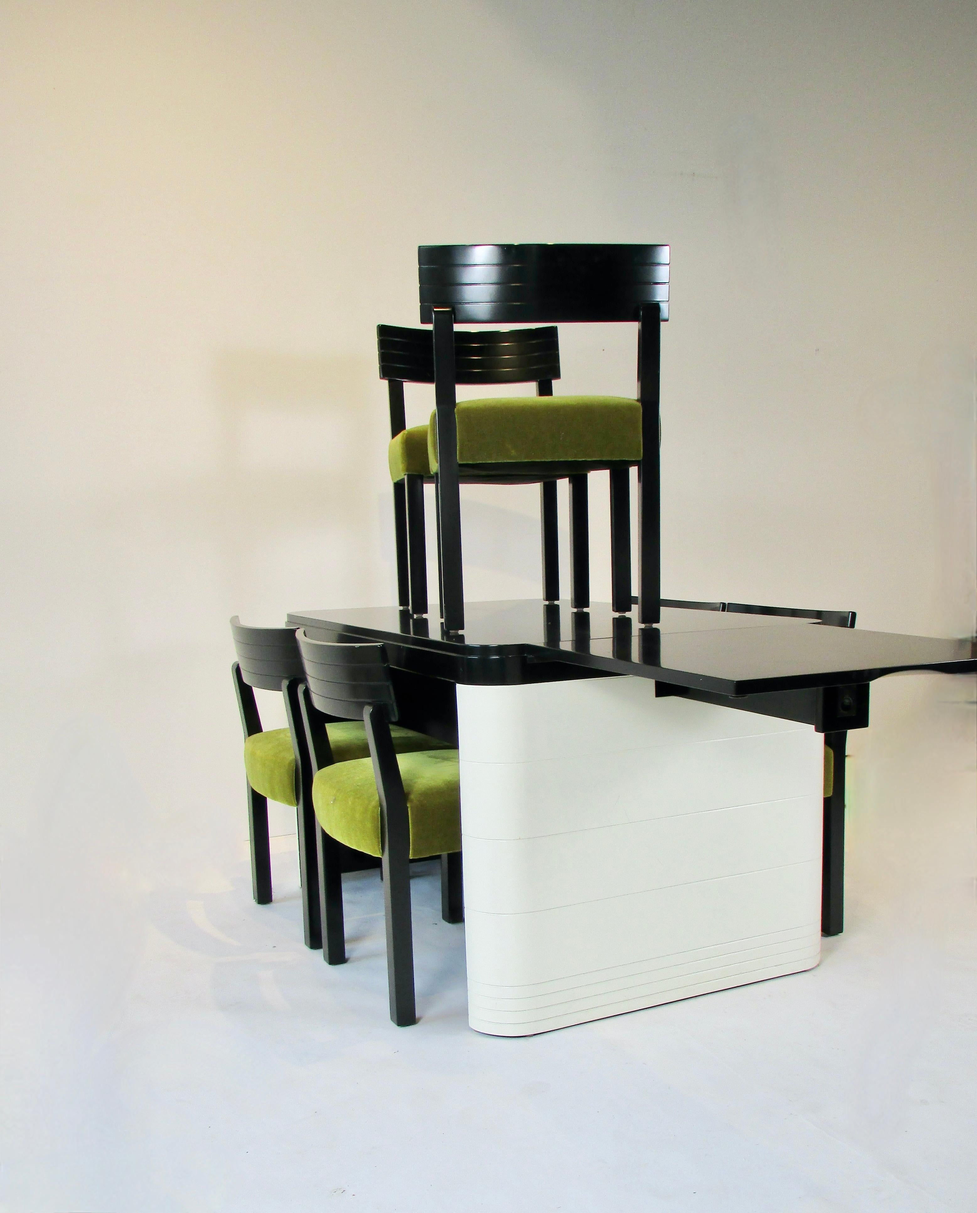 Seltener Rorimer Brooks Mattschwarzer Art-Déco-Esstisch im Art déco-Stil mit sechs Stühlen 7