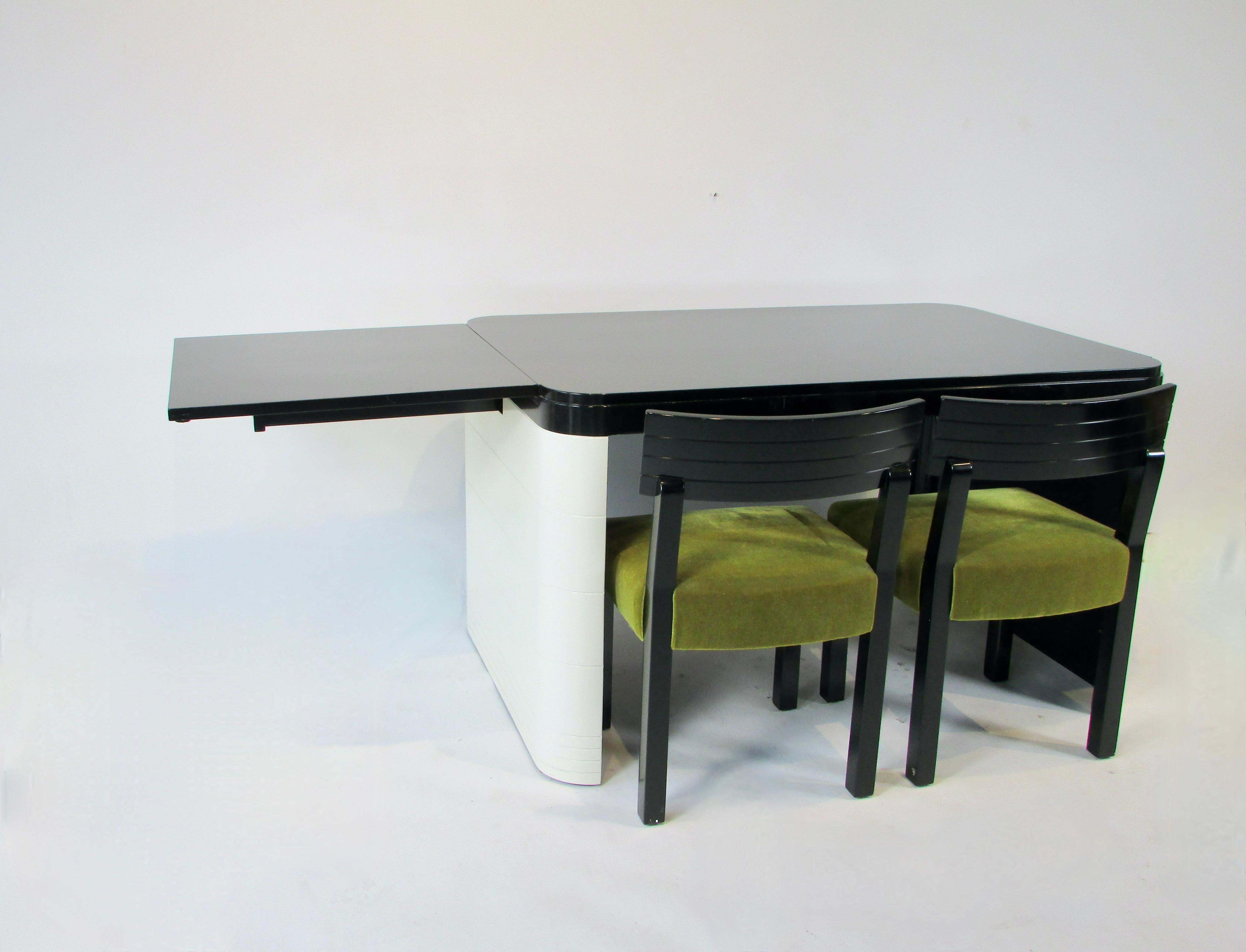 Rare Rorimer Brooks Matte Black Art Deco Dining table with six chairs In Good Condition For Sale In Ferndale, MI