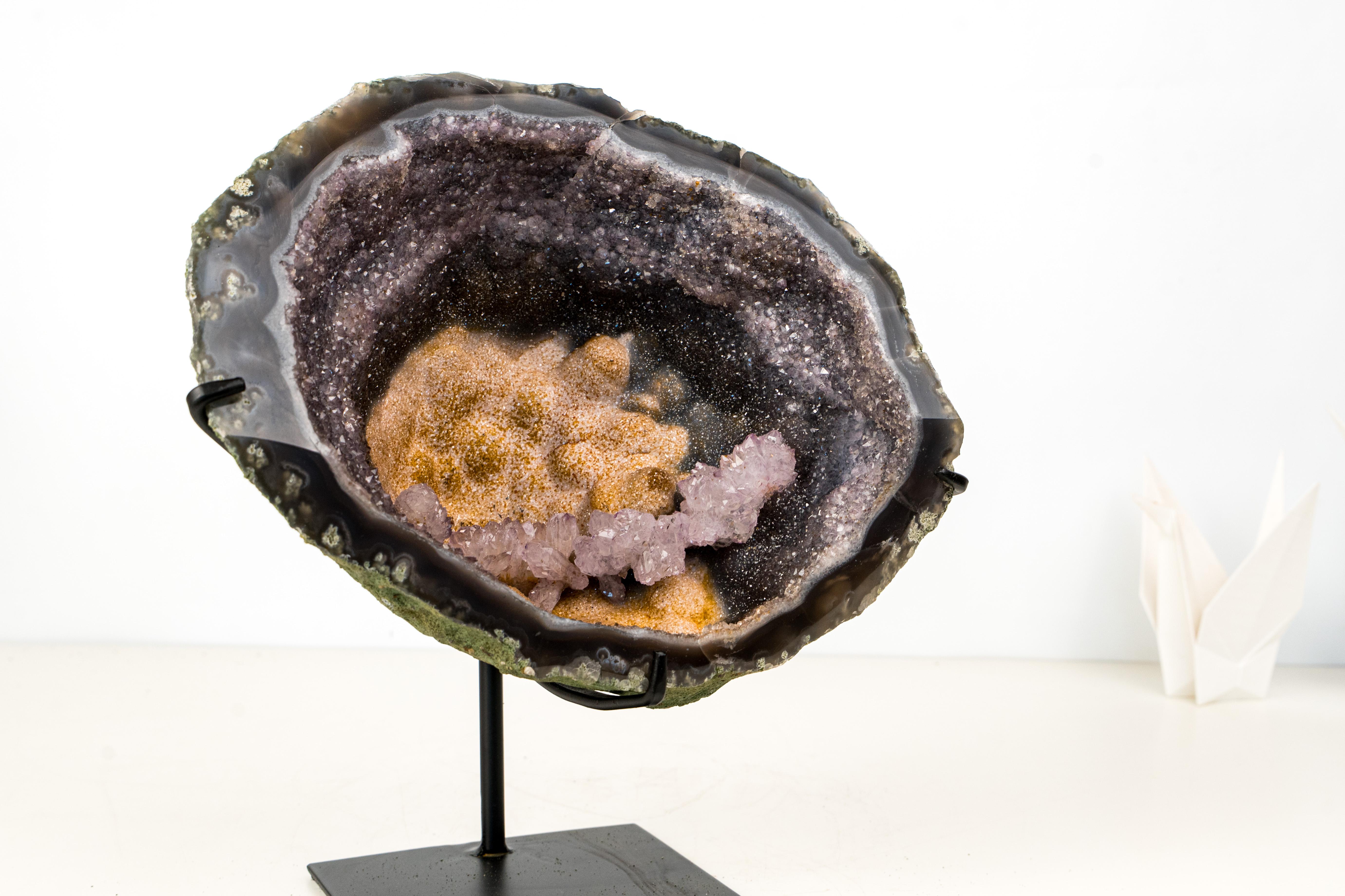 Raro fiore di ametista rosa in geode di ametista Galaxy In condizioni Nuovo in vendita a Ametista Do Sul, BR