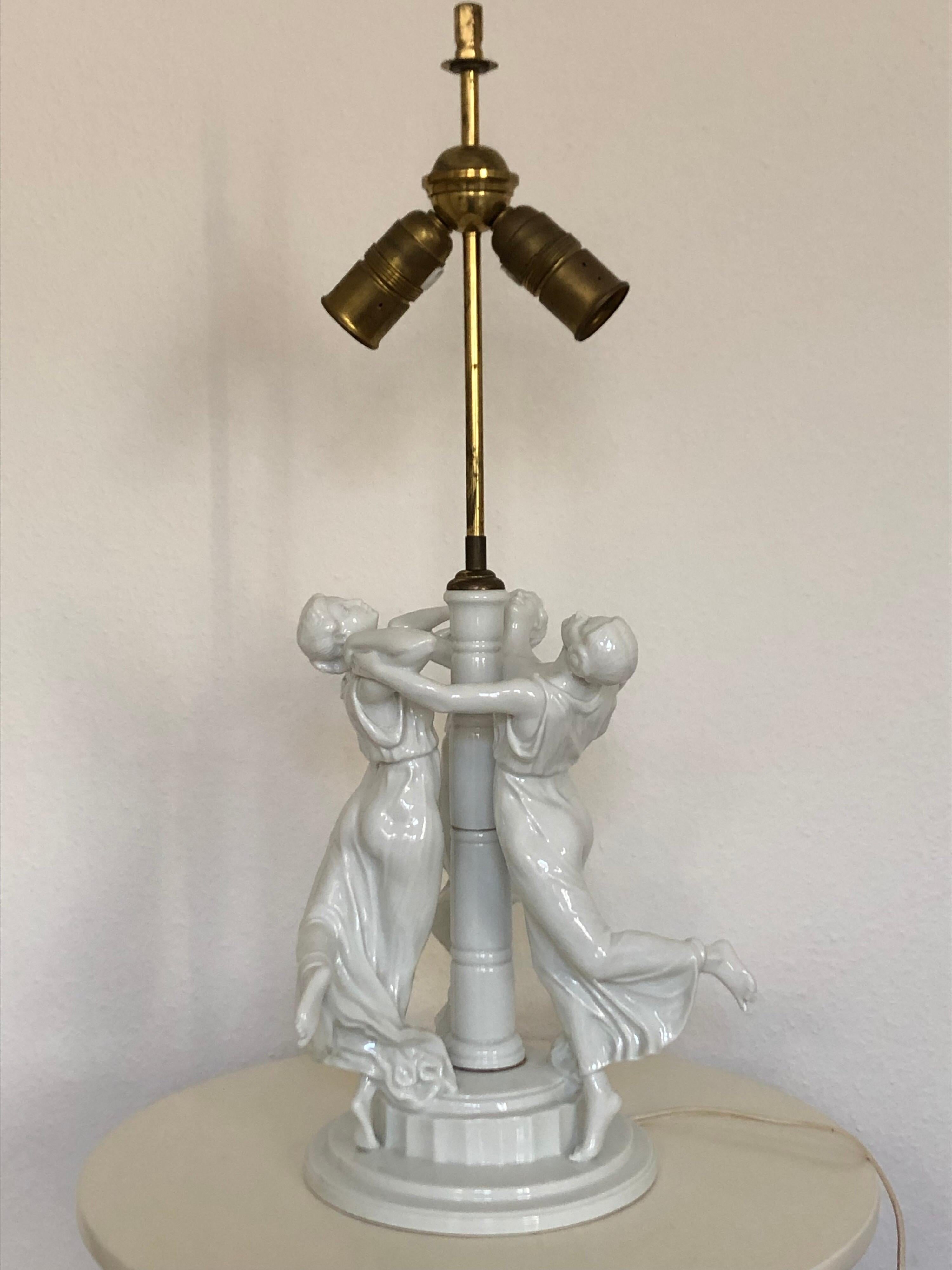 Laiton Rare lampe de table à figurine de Rosenthal par K.Himmelstoss, circa 1916 en vente
