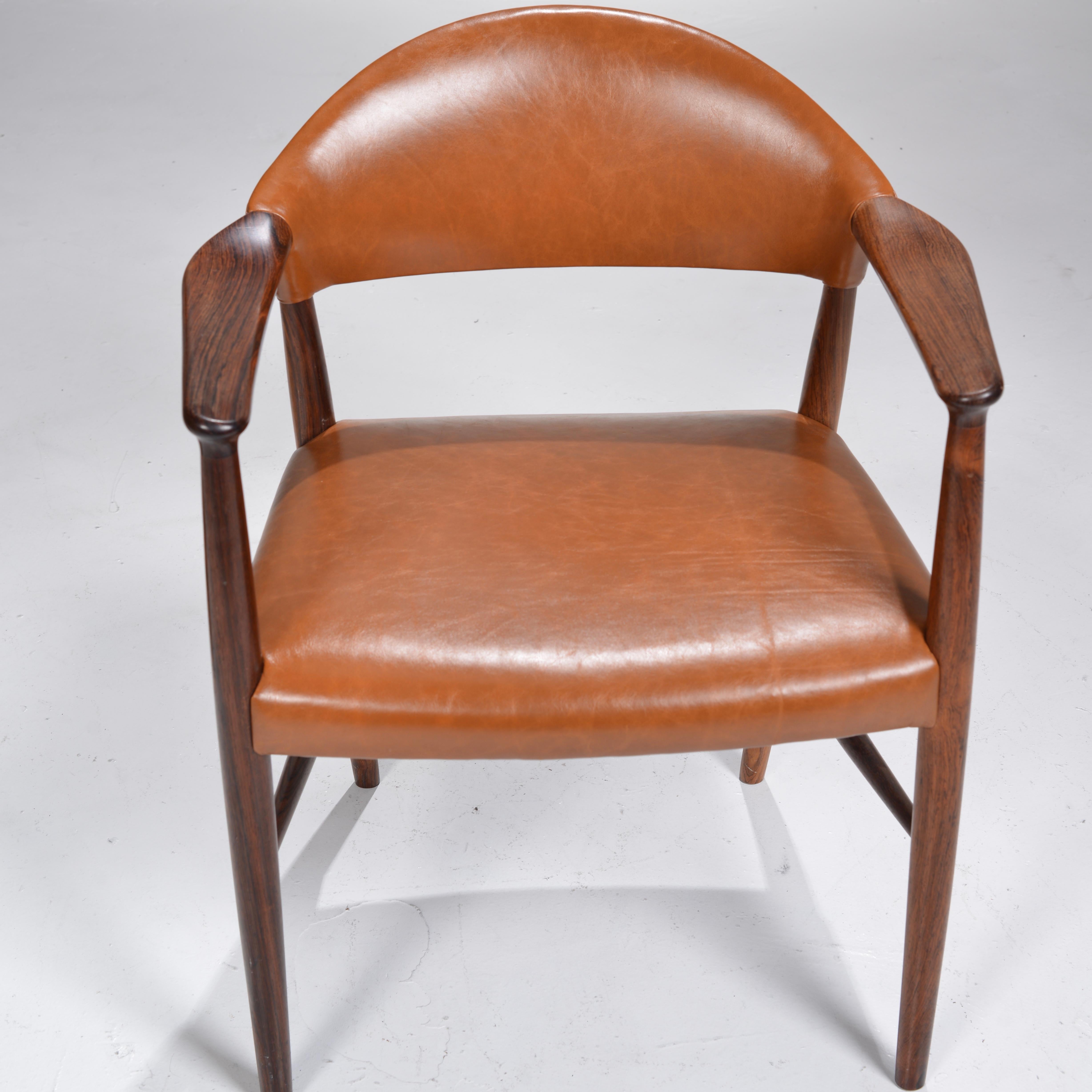 Rare Rosewood Armchairs by Enjer Larsen and Aksel Bender Madsen In Excellent Condition For Sale In Los Angeles, CA