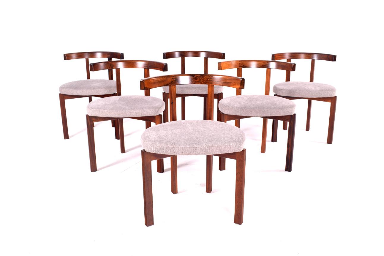 Set of 6 rare dining chairs “model 193? designed by Inger Klingenberg for France & Søn in Denmark during the 1960s. Solid rosewood frame. Seats in gray fabric. New Upholstery. Subsequently manufactured by Cado. Marked.