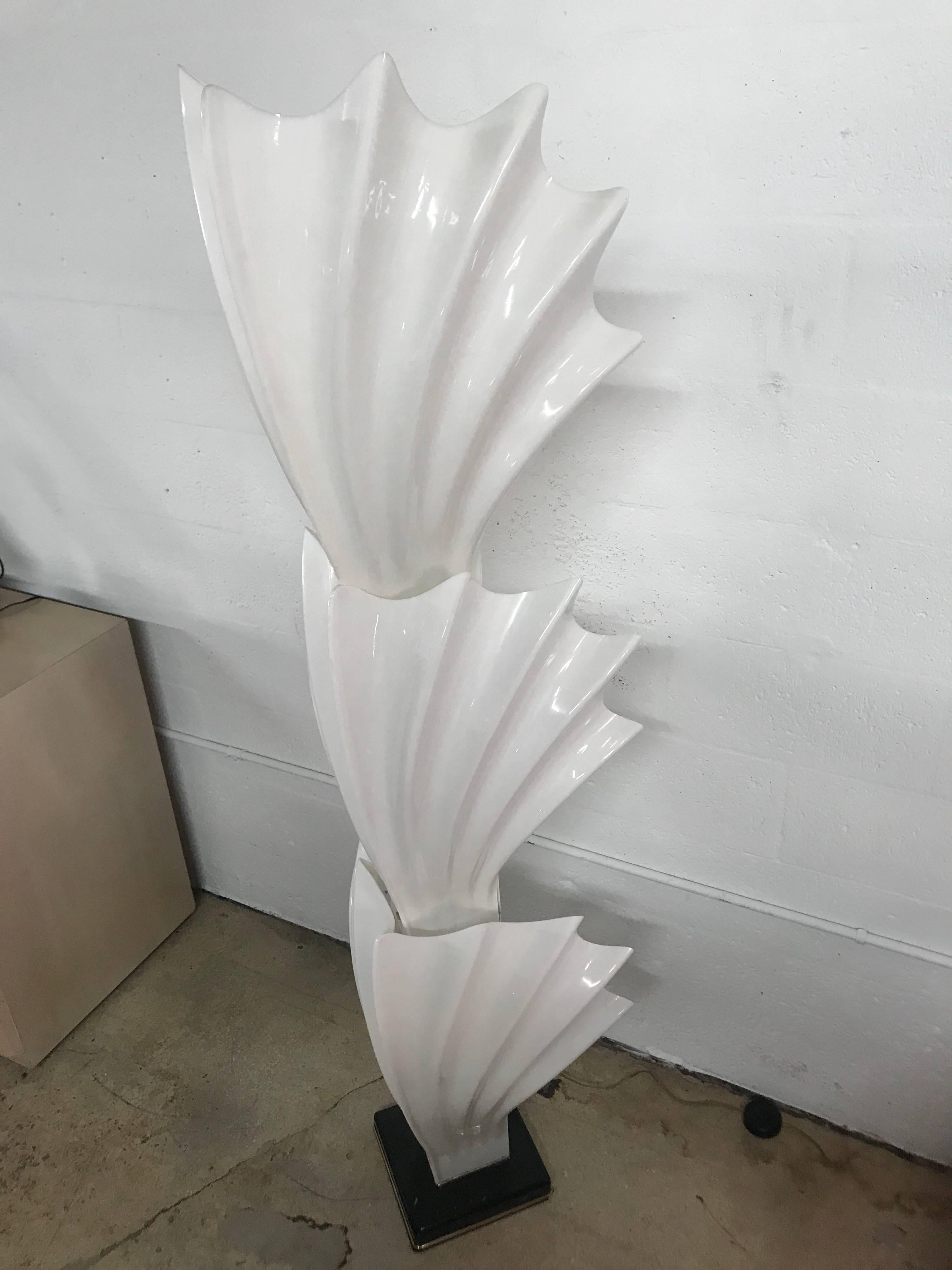 Postmodern large shell or leaf motif floor lamp rendered in black and white acrylic lucite by Rougier, Canada, circa 1980s.