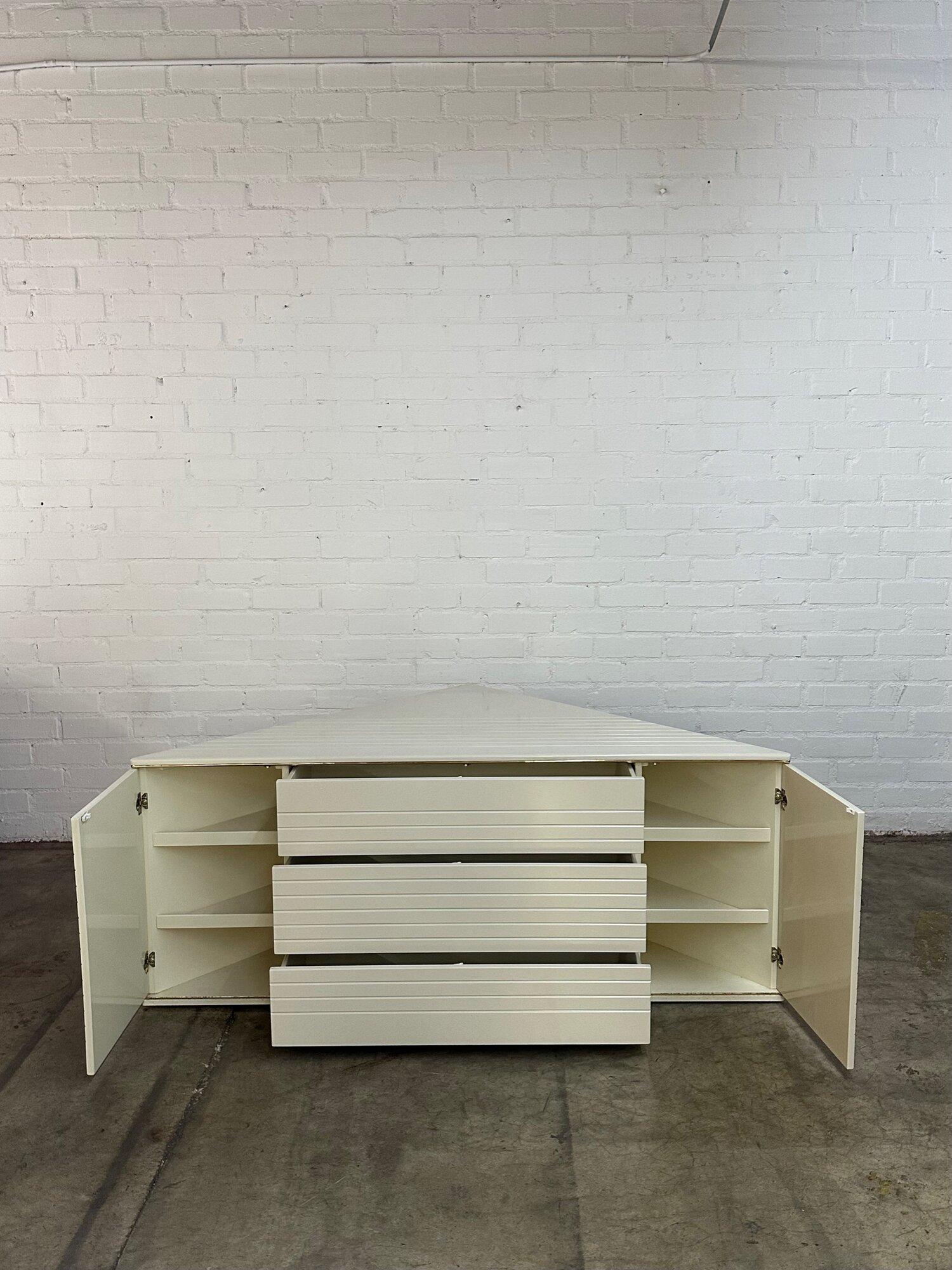 Rare Rougier Triangle dresser In Good Condition In Los Angeles, CA