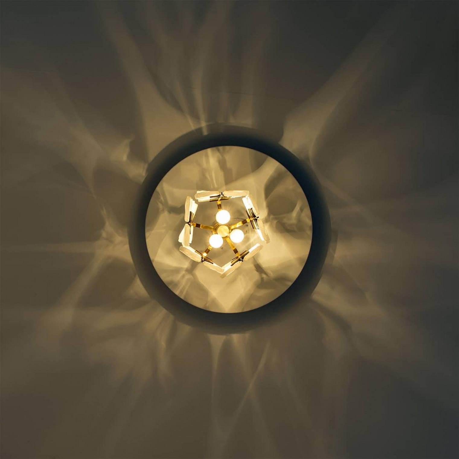 Raro pendente a forma di foglia in vetro smerigliato Kalmar, 1960 in vendita 7