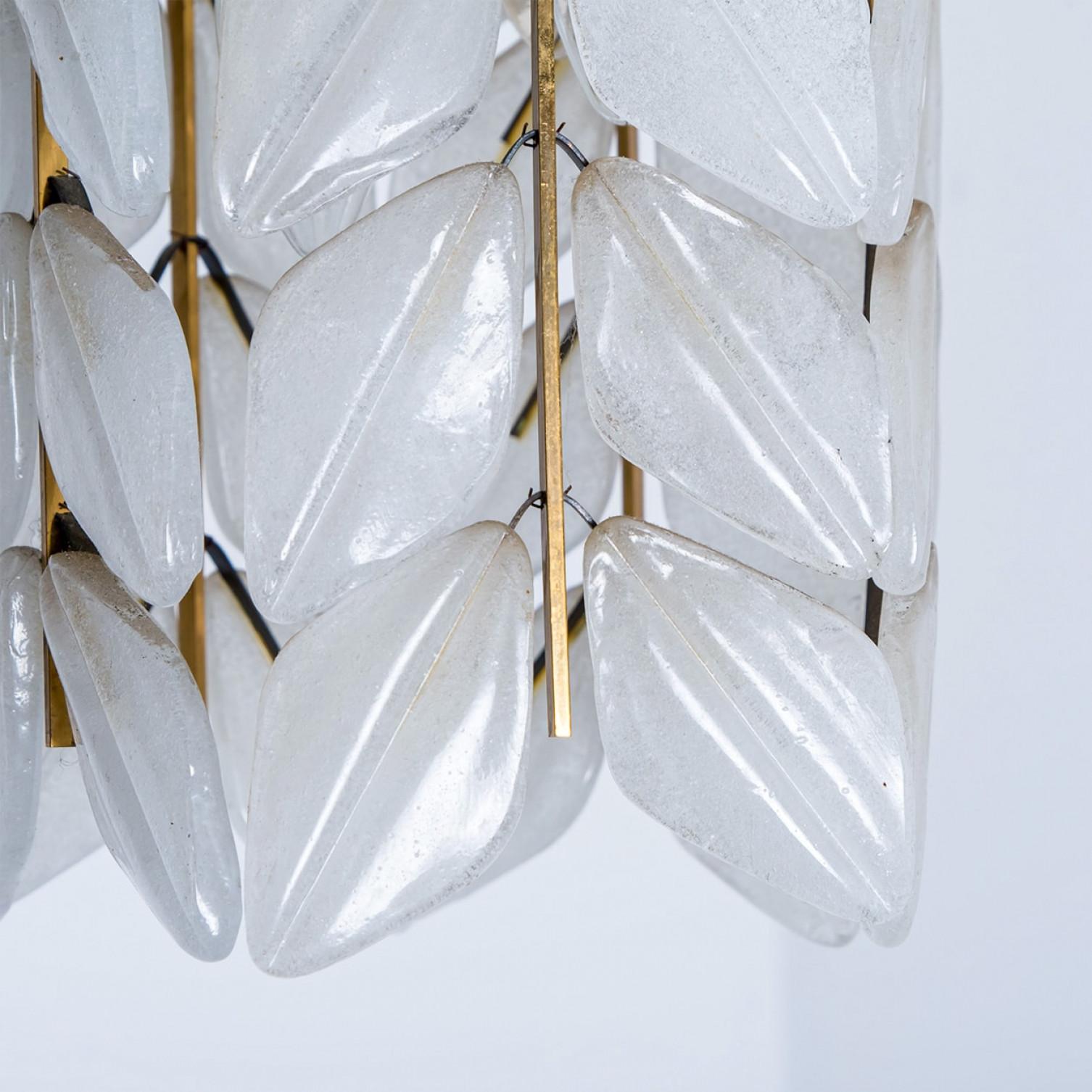 Altro Raro pendente a forma di foglia in vetro smerigliato Kalmar, 1960 in vendita