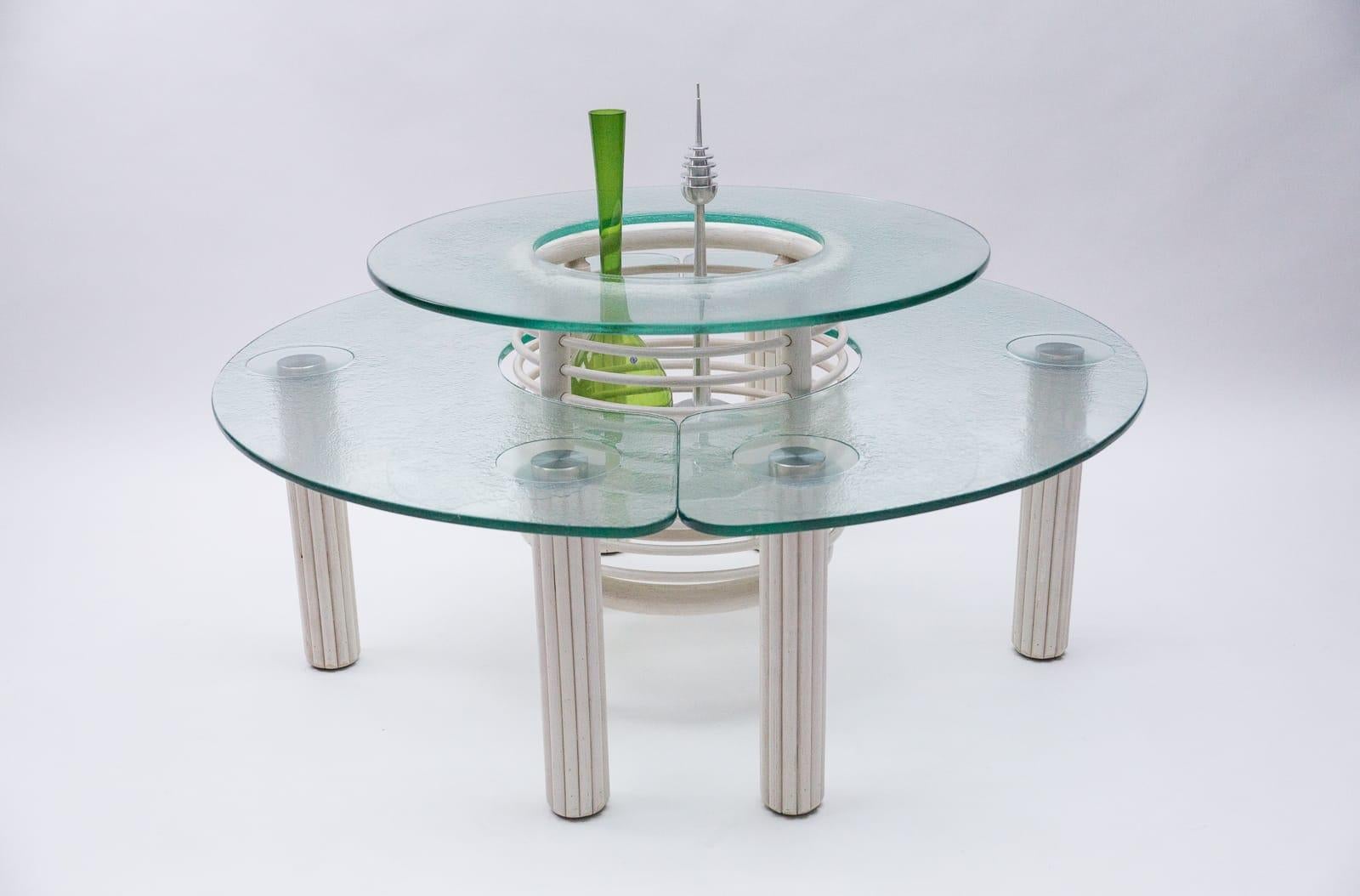 Seltenes rundes 3-Objekt-Tischset mit Flaschentablett, 1980er Jahre, Italien (Italienisch) im Angebot