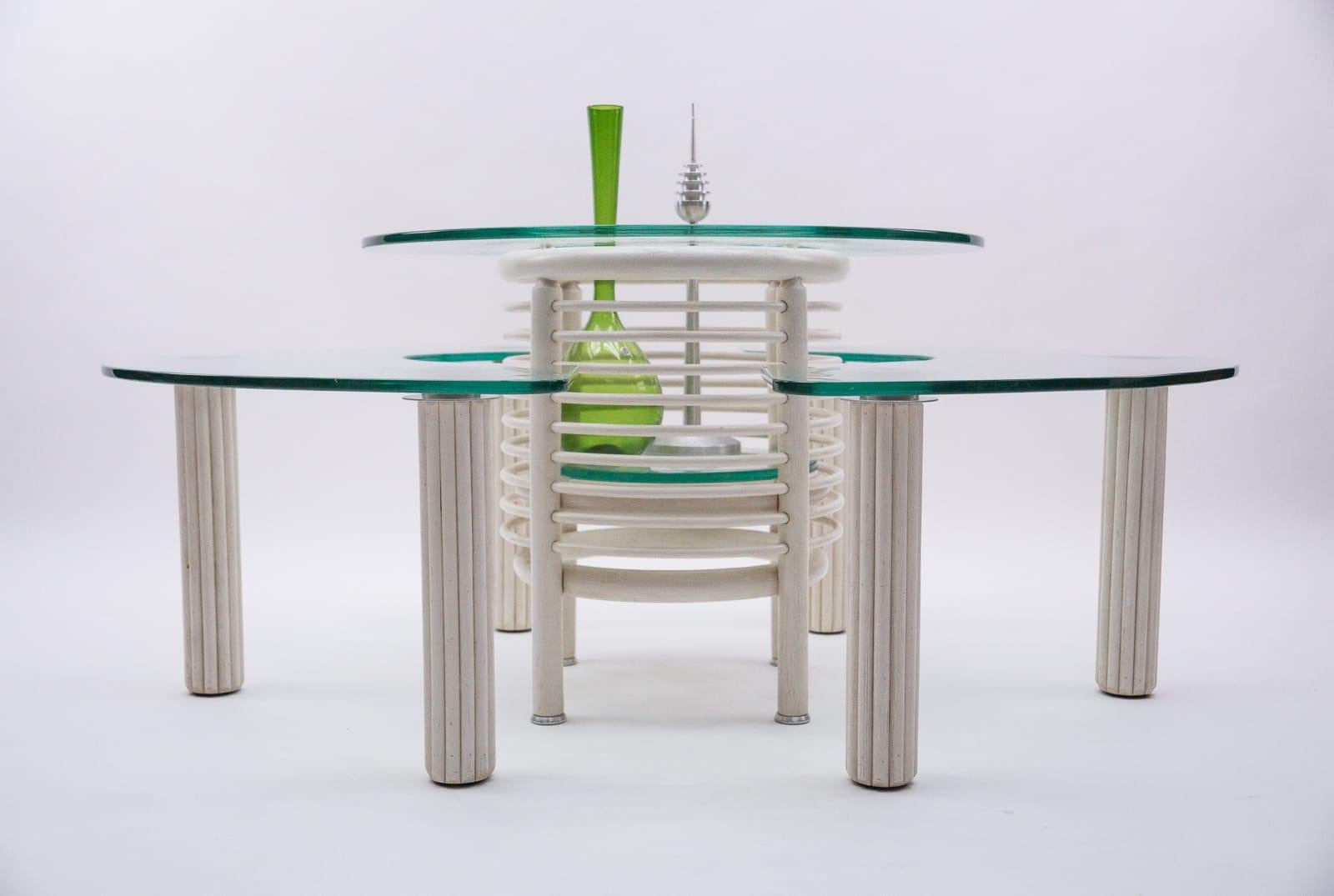Seltenes rundes 3-Objekt-Tischset mit Flaschentablett, 1980er Jahre, Italien (Metall) im Angebot