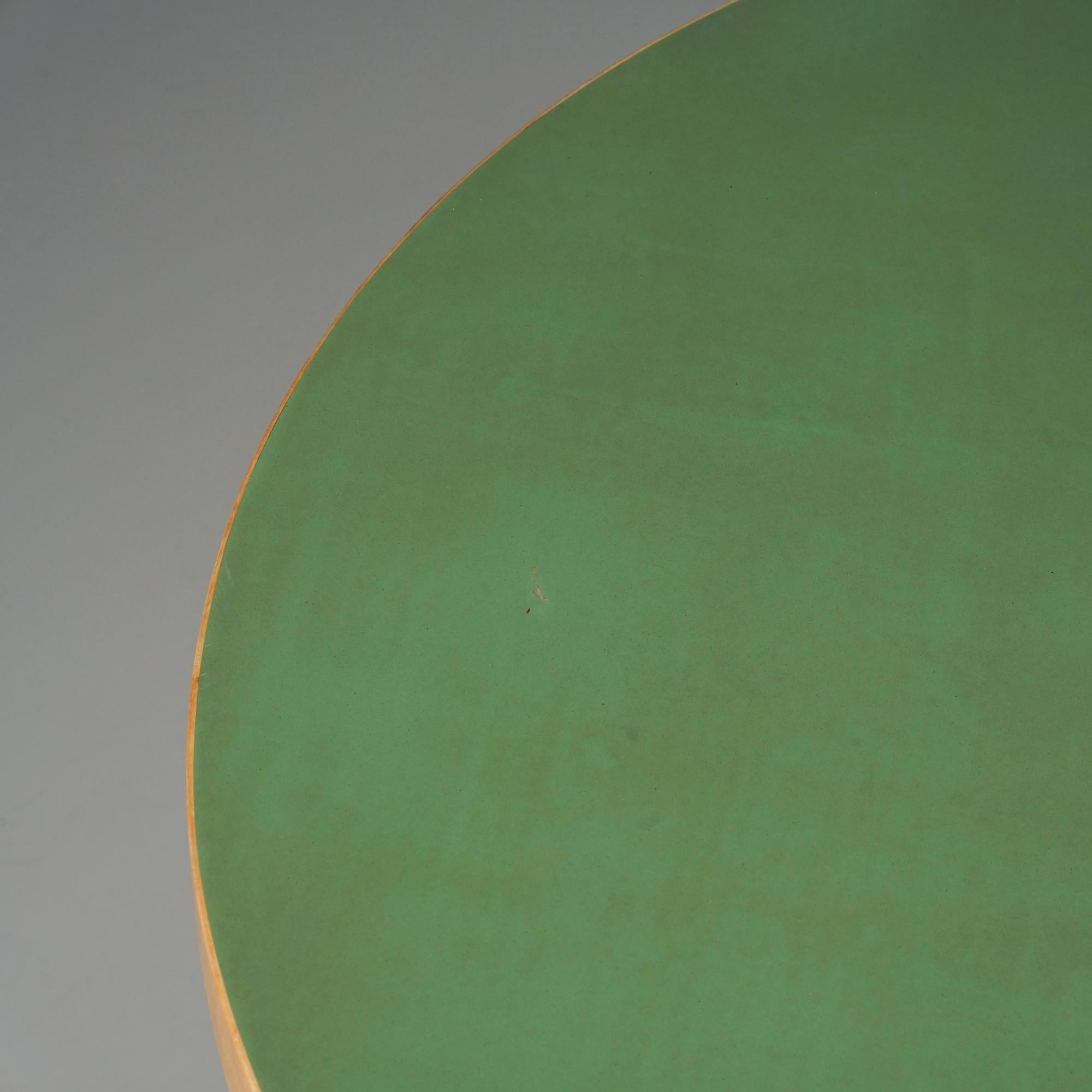 Rare Round Dining Table, Alvar Aalto, Oy Huonekalu- ja Rakennustyötehdas Ab, 50s In Good Condition For Sale In Helsinki, Uusimaa