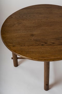 Rare table basse ronde en Oak avec entretoise par Emile Seigneur - France 1950's