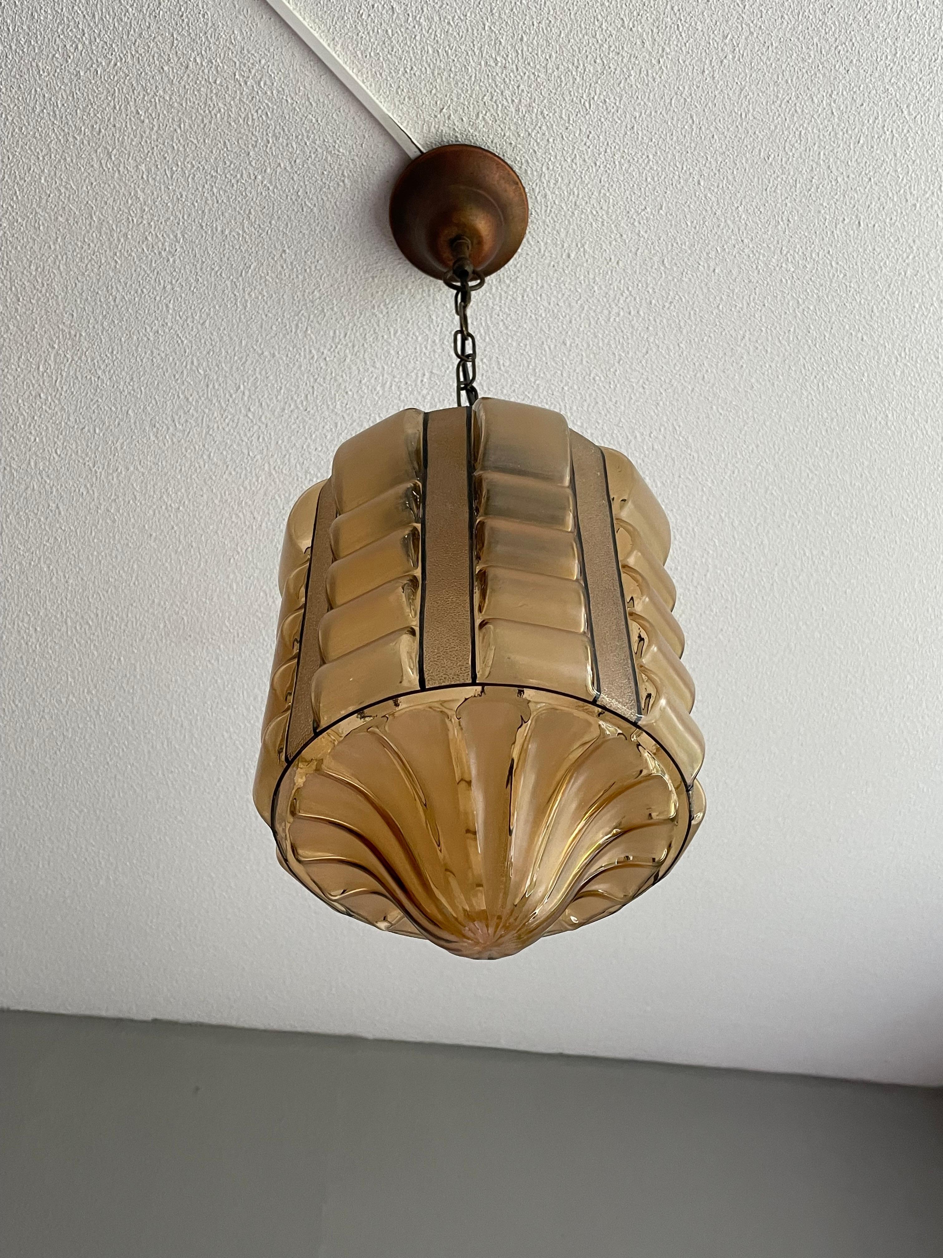Etched Rare Rounded Geometrical Design Art Deco Pendant Light with Brass Chain & Canopy
