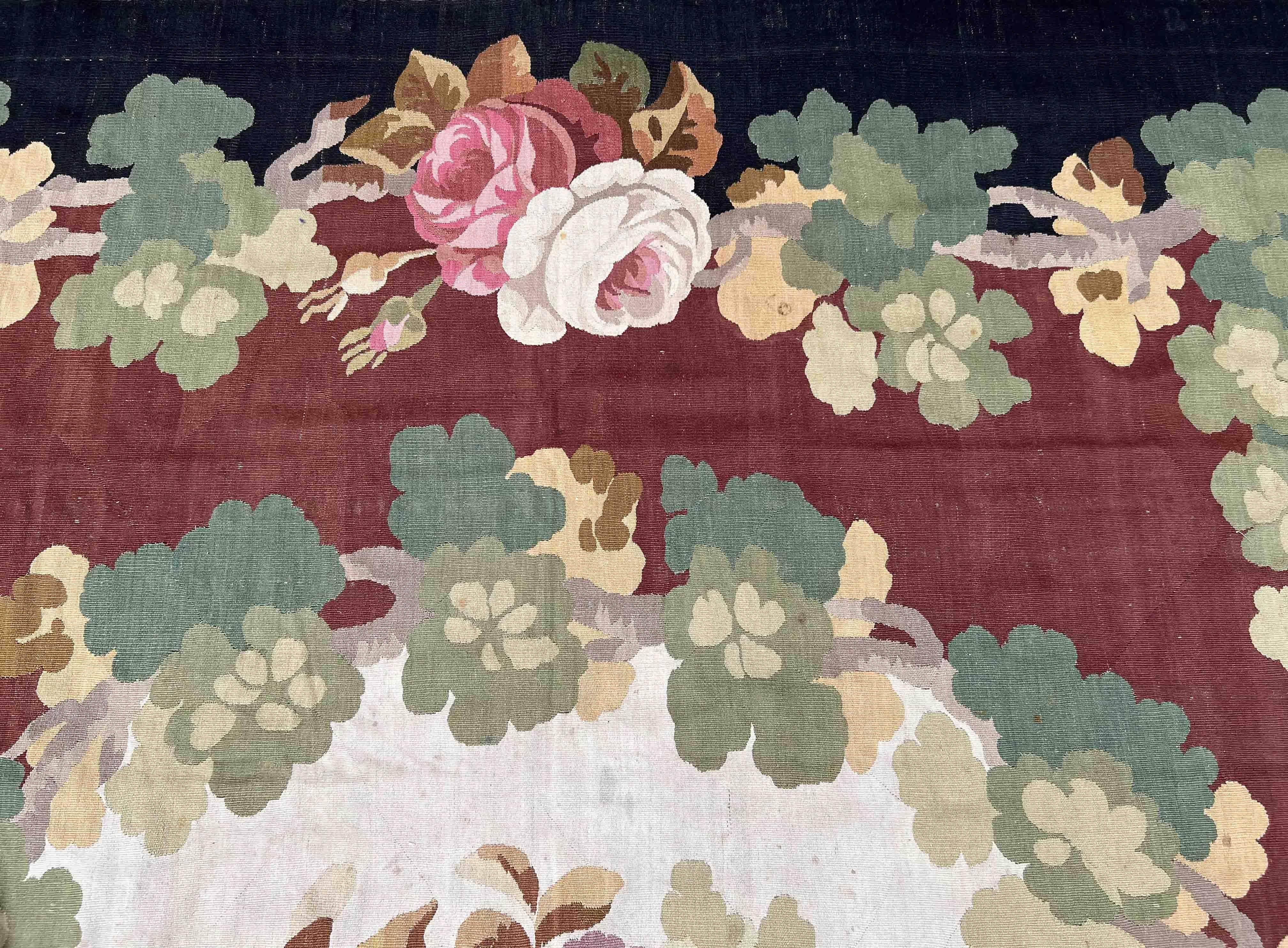 Tessuto a mano Raro tappeto della Royal Manufacture of Aubusson del 1860 circa - N° 1411 in vendita