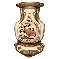 Rare vase figuratif réticulé de Royal Worcester Aesthetic Movement