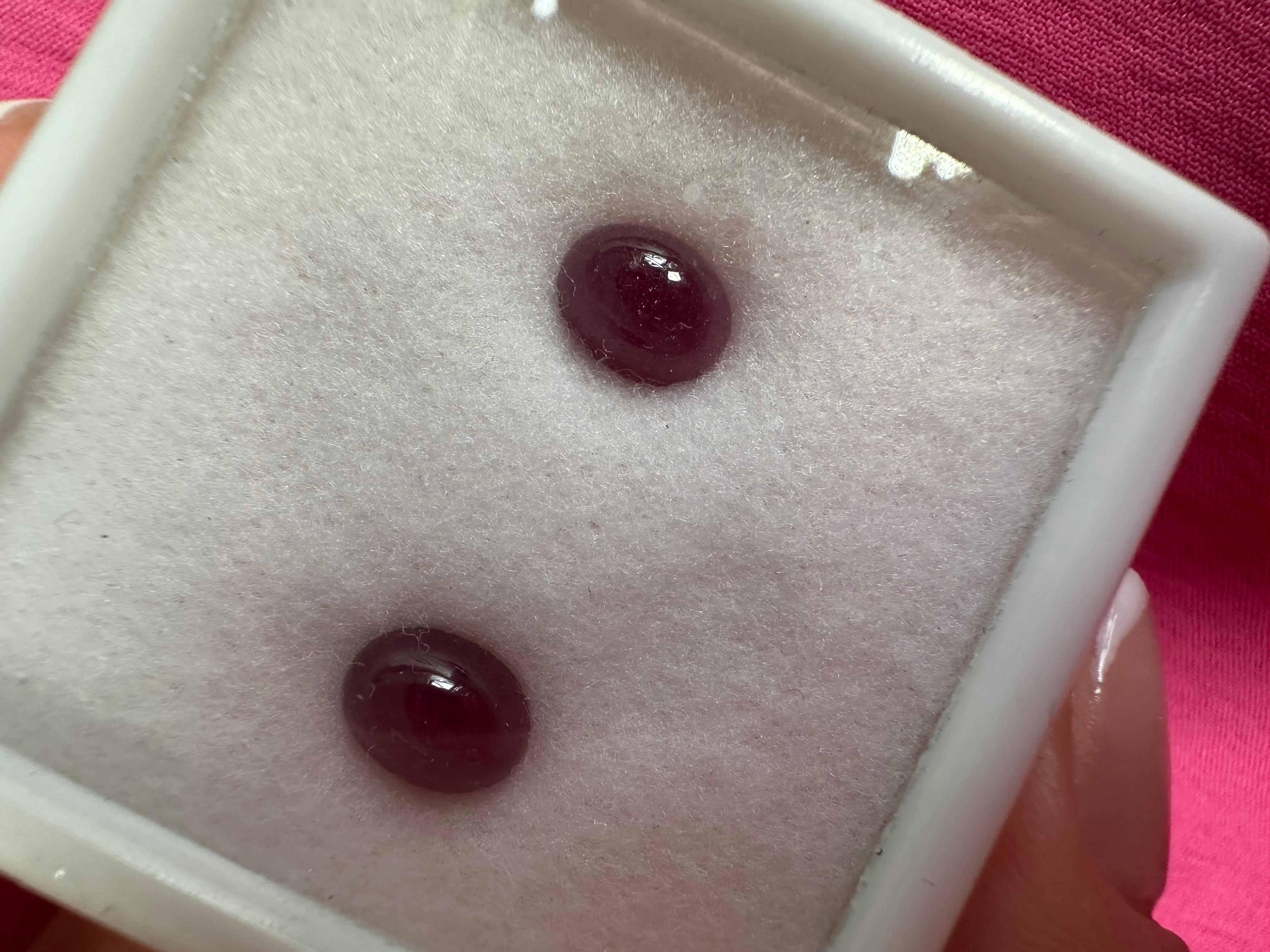 Rare ruby oval cabochon pair matching pair 8.8mm In New Condition For Sale In Jupiter, FL