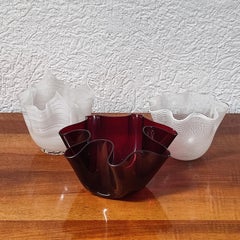 Seltene rubinrote "Cartoccio"-Vase von Pietro Chiesa für Fontana Arte, 1940er Jahre