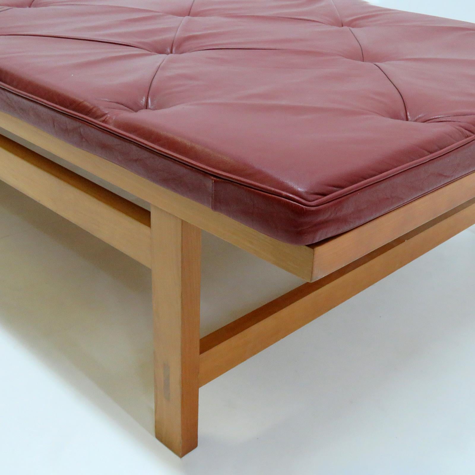 Late 20th Century Rare Rud Thygesen and Johnny Sørensen 'Kings Series' Daybed