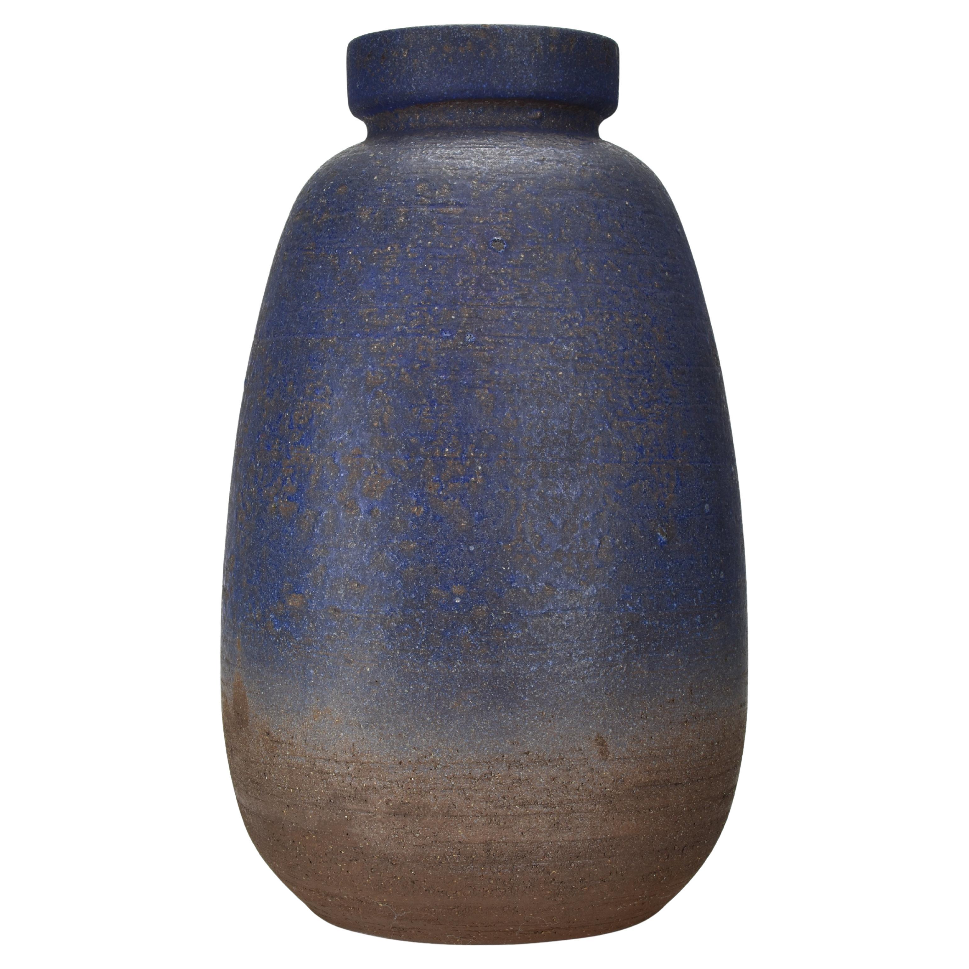 Raro vaso da terra in ceramica dello Studio Pottery di Rudi Stahl con smalto blu sfumato, anni '60