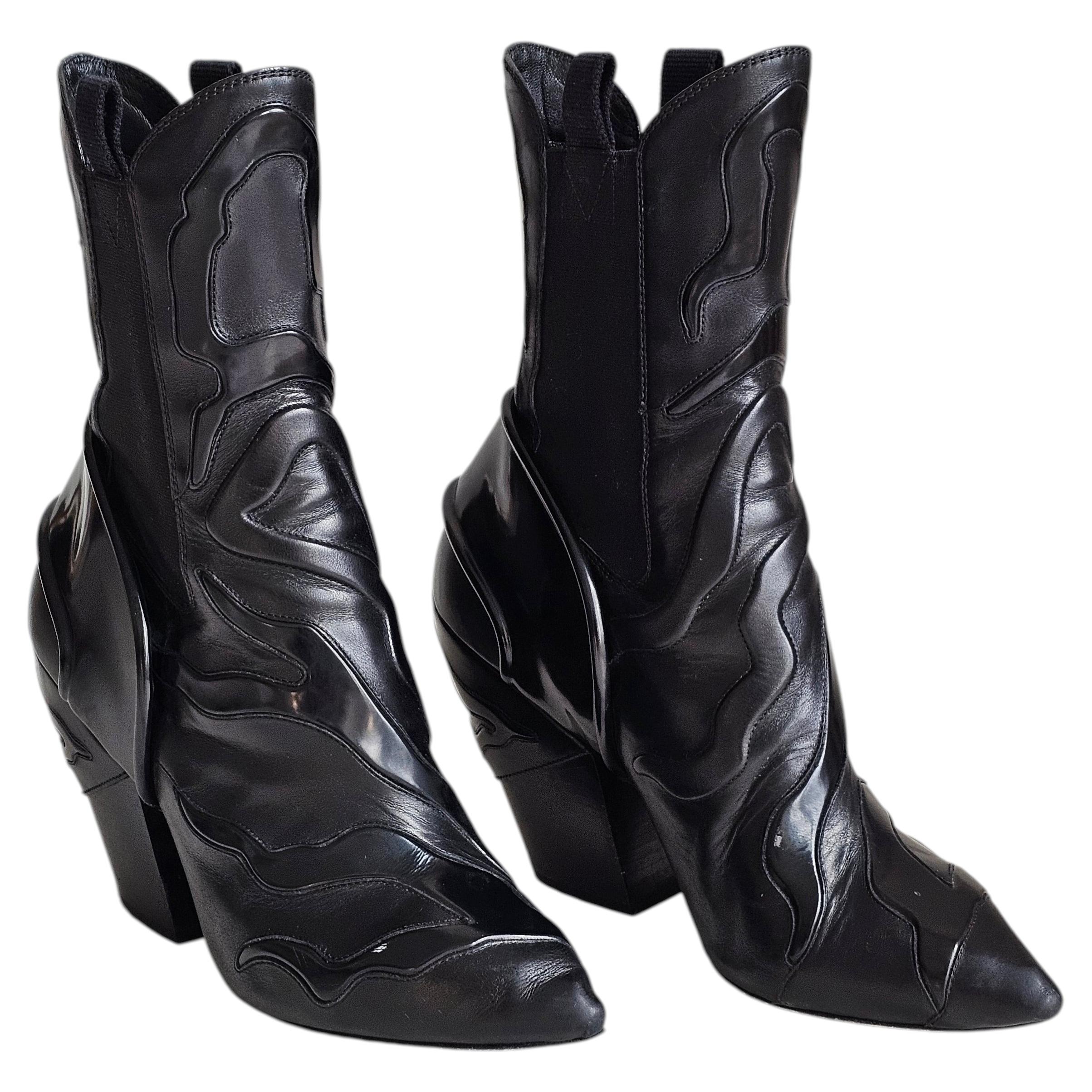 Rare Runway Louis Vuitton Fireball mid-calf boots size 39 iconic!