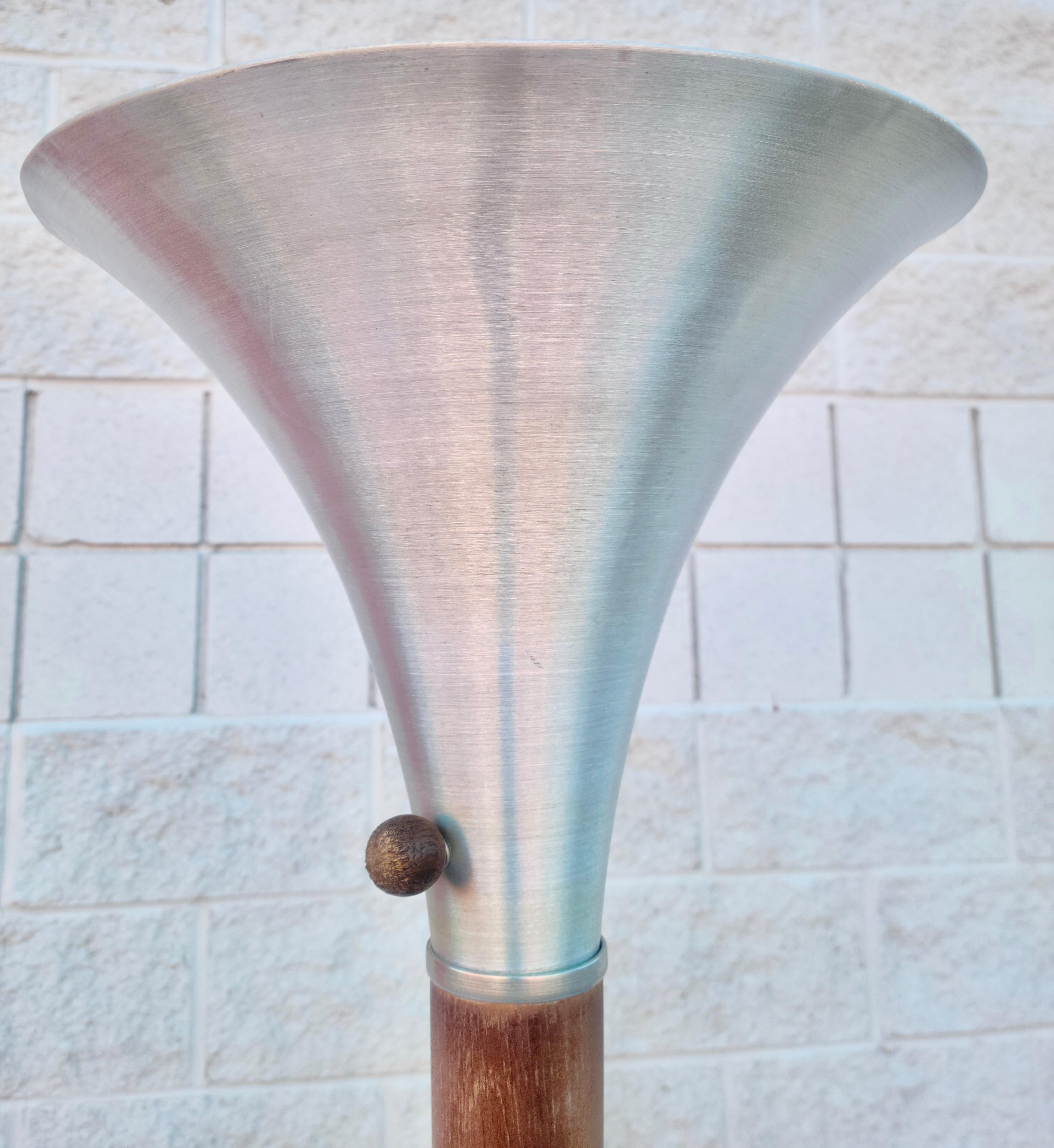 Rare lampadaire Russel Wright en chêne et aluminium filé Wright Accessories Inc en vente 6