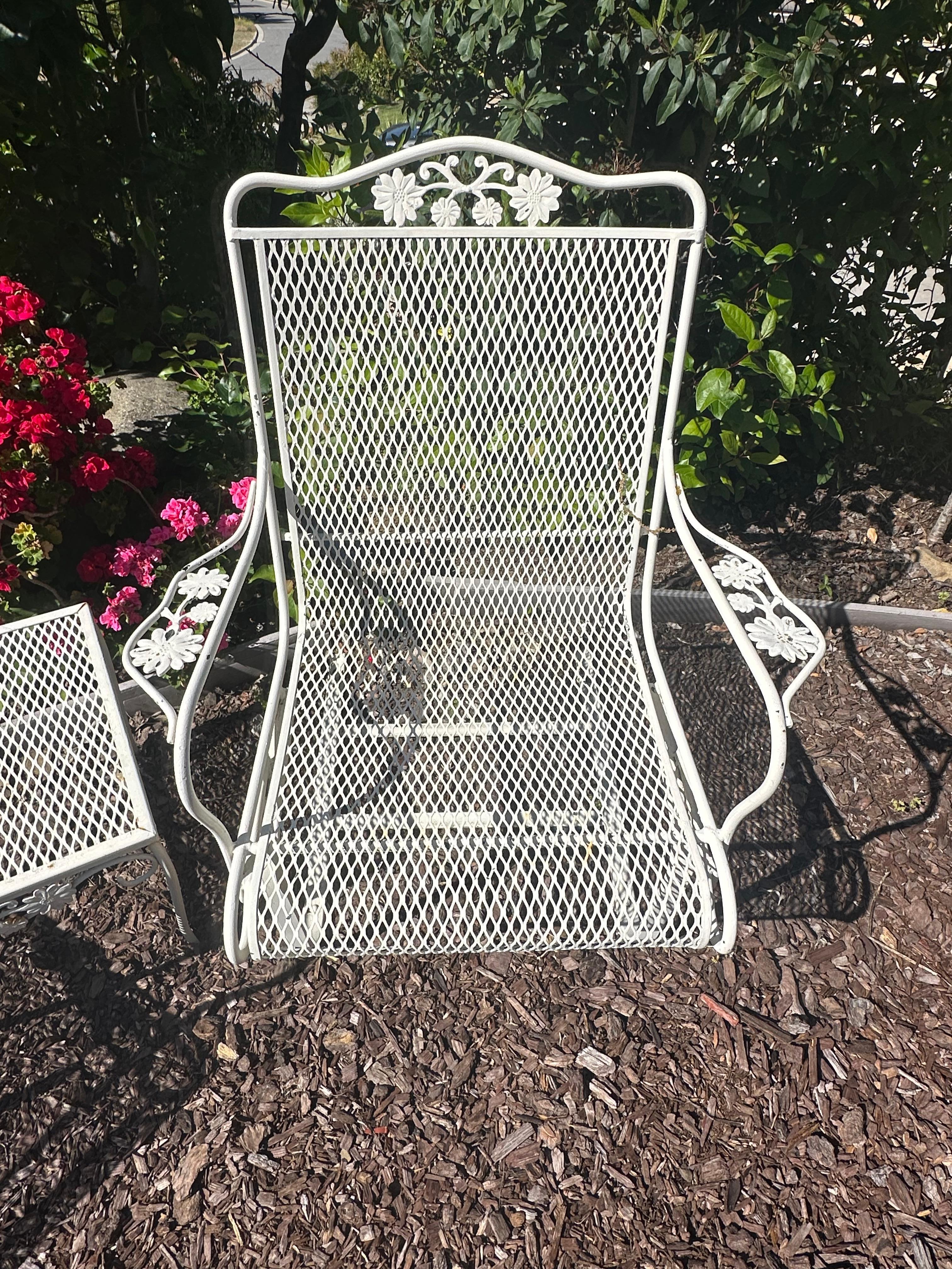 Rare Russell Woodard Rocking chairs + Side Table, Salterini, Wrought Iron, MCM In Good Condition For Sale In San Jose, CA