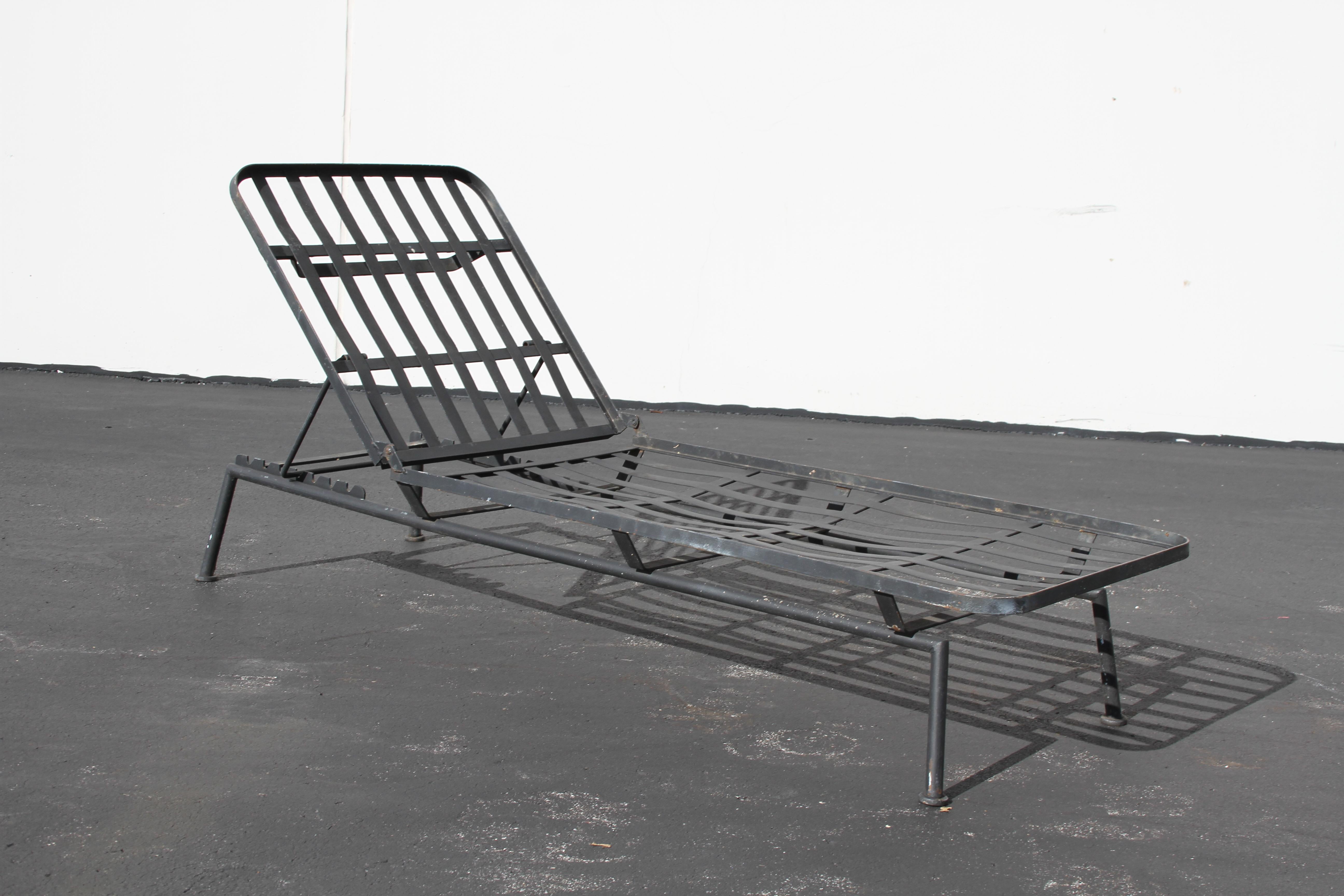 American Rare Russell Woodard Wrought Iron Chaise Lounge or Daybed
