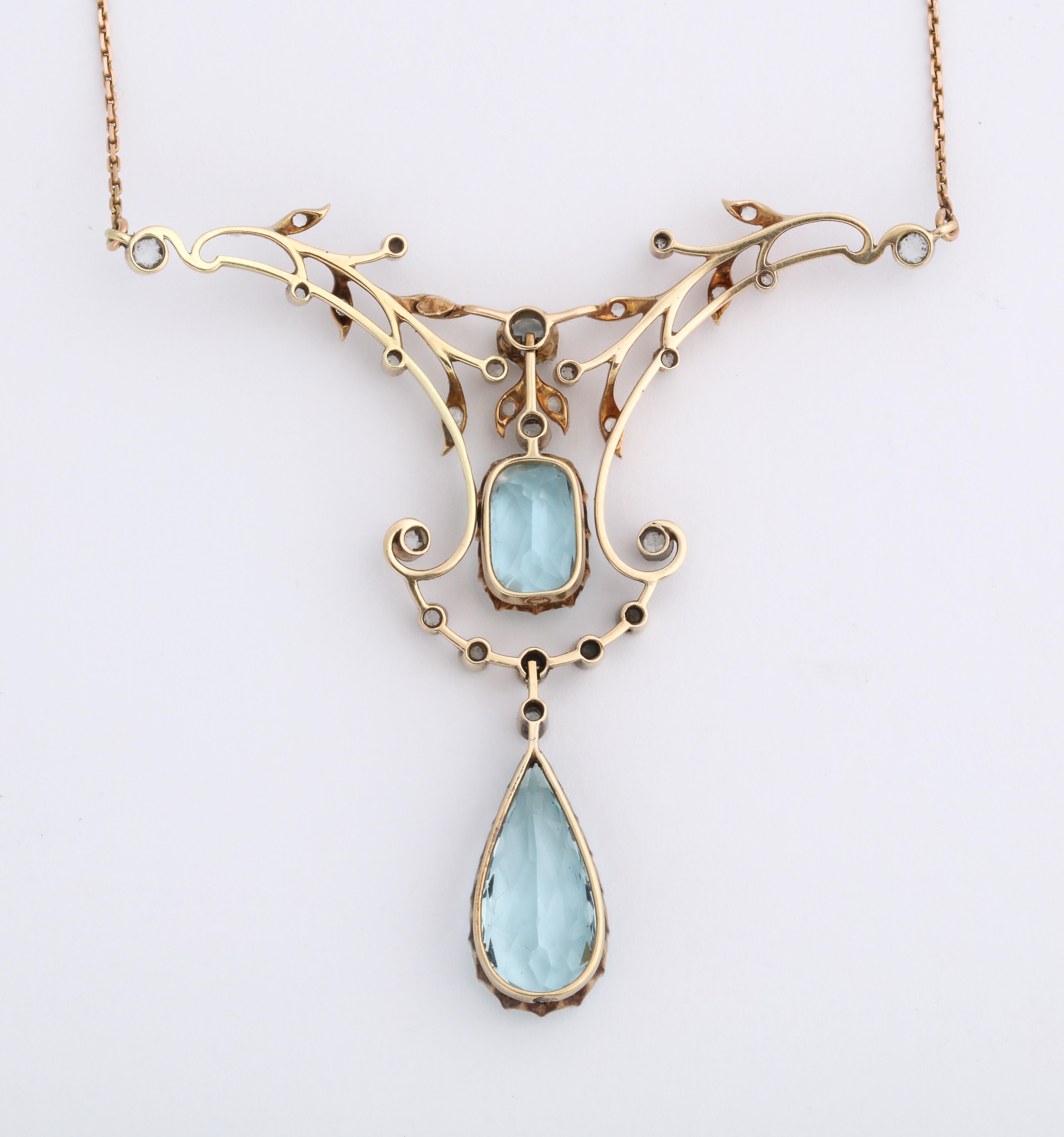 Russian Imperial-era Aquamarine Necklace and Ring, St. Petersburg, c. 1910 In Good Condition For Sale In St. Catharines, ON