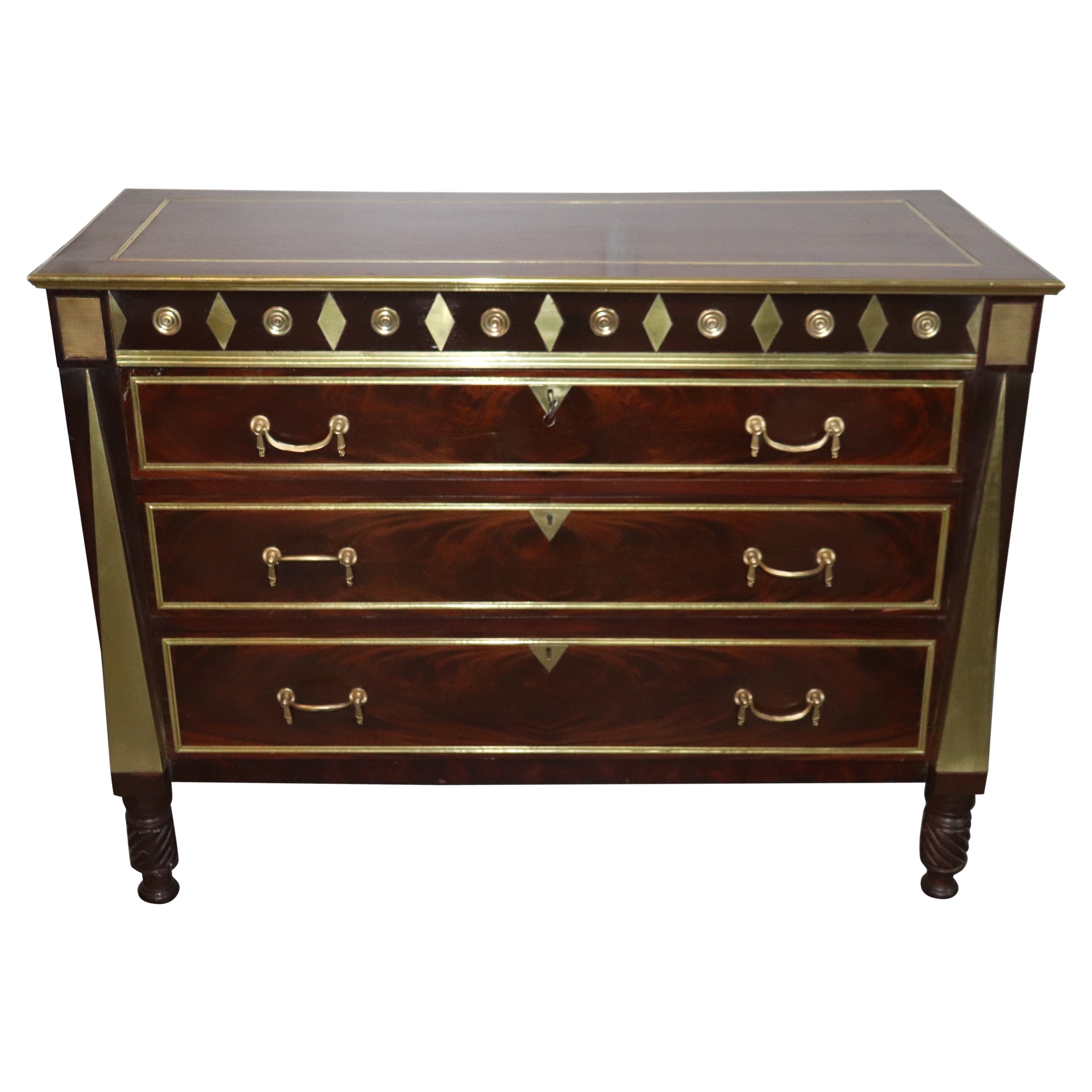 Seltene russische Kommode aus Mahagoni mit Intarsien aus Messing im Regency-Stil, um 1900