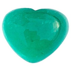 Rare Emeraude Russe en forme de coeur pureté parfaite couleur vert néon 2.75 Carats