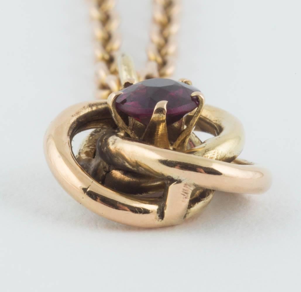 From the era of tsar Nicholas II, a rare Russian rose gold pendant centering a circular-cut almandine garnet, with gold suspension ring. Chain not included.

St. Petersburg, 1908-1917

½ in. (1.3 cm.) diam; ¼ in. (.6 cm.) high.


