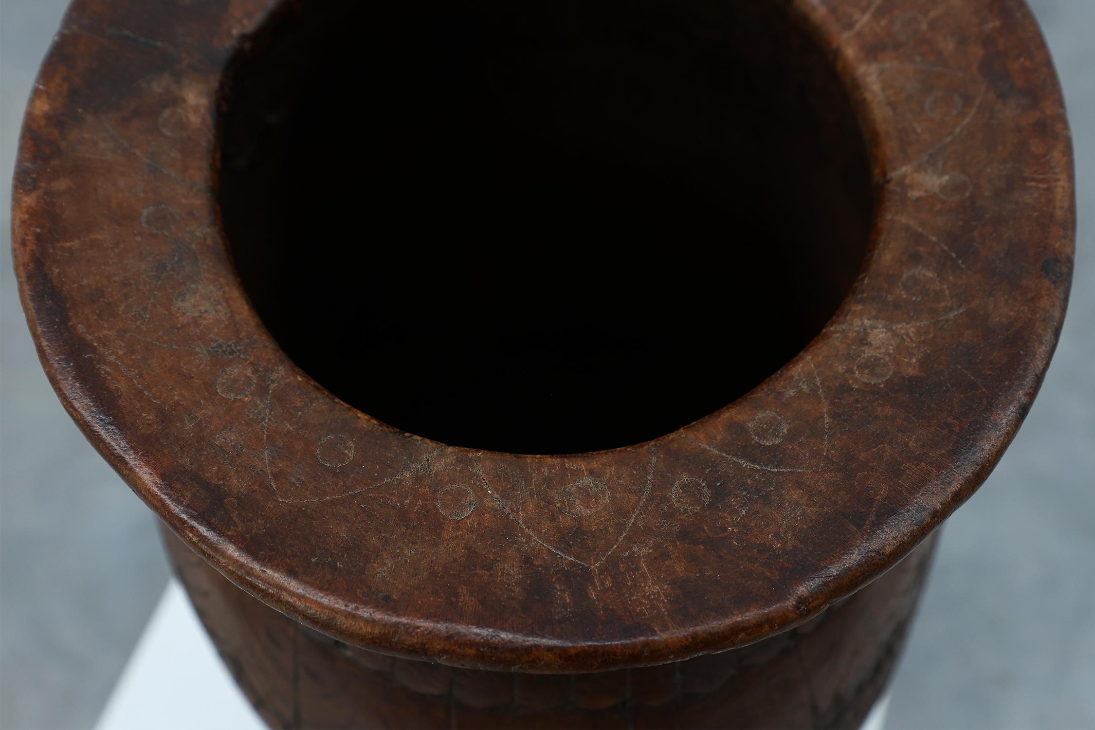 Hand-Carved Rare Rustic wabi sabi style vase in solid wood, France 1800s For Sale