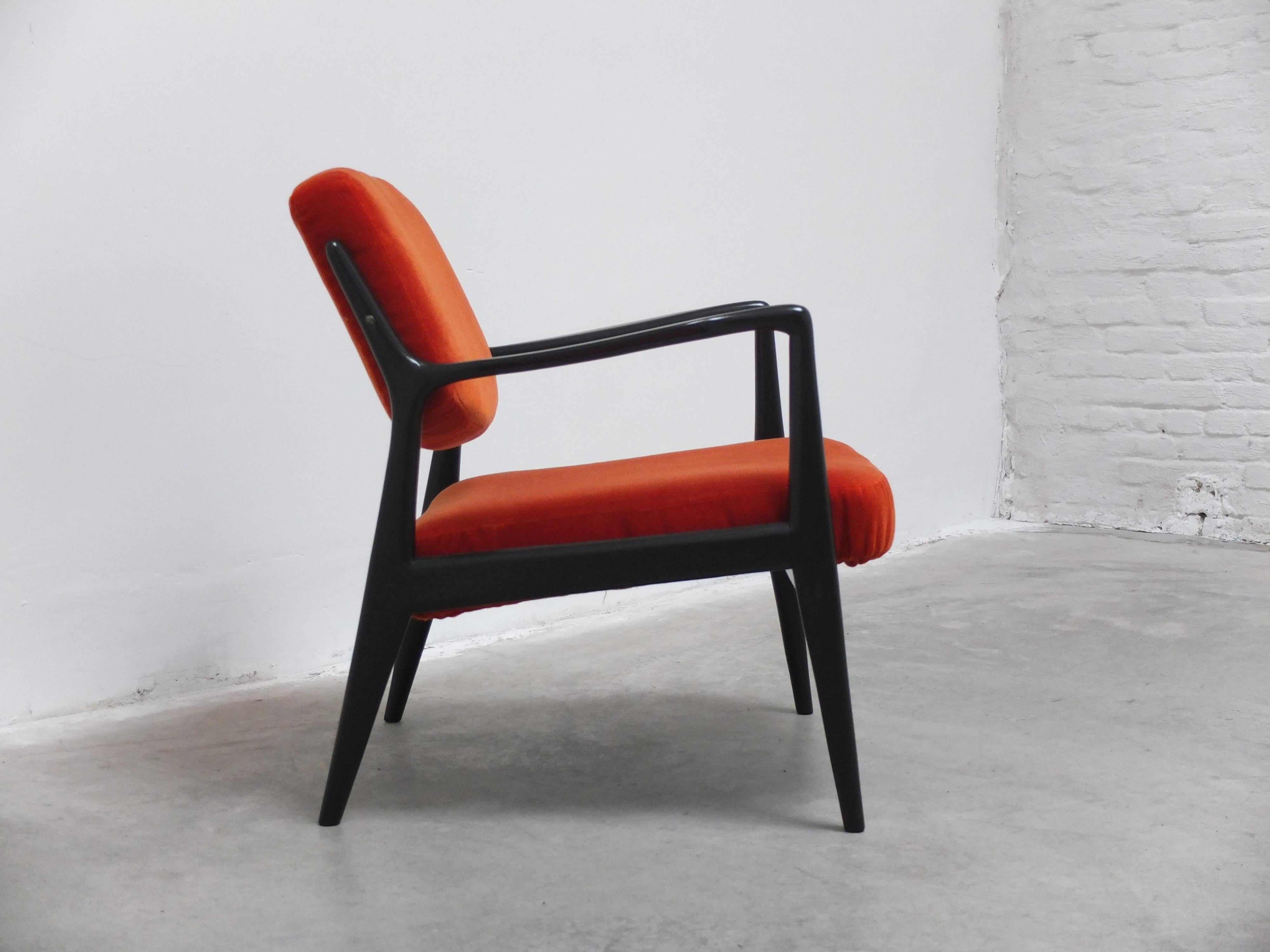 Beautiful lounge chair designed by Belgian modernist designer Alfred Hendrickx for Belform. This chair is from Alfred’s early design period in the 50s where he was clearly inspired by Italian and Scandinavian designers. It was only in the 60s that
