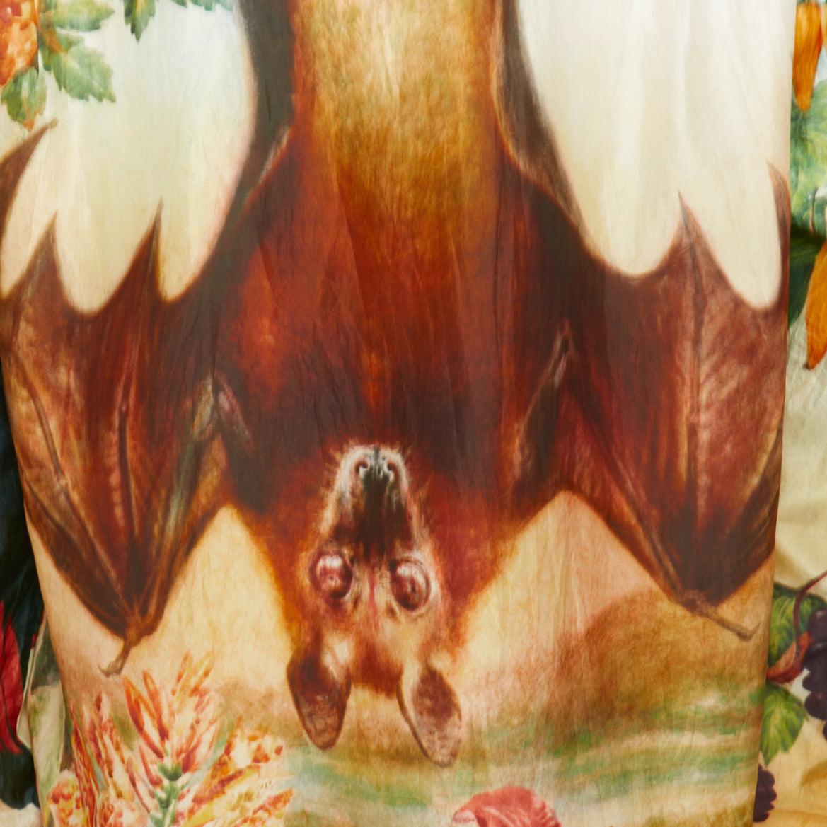 rara camicia SABYASACHI 100% seta pappagallo pipistrello animali misti stampa floreale EU42 XL in vendita 1