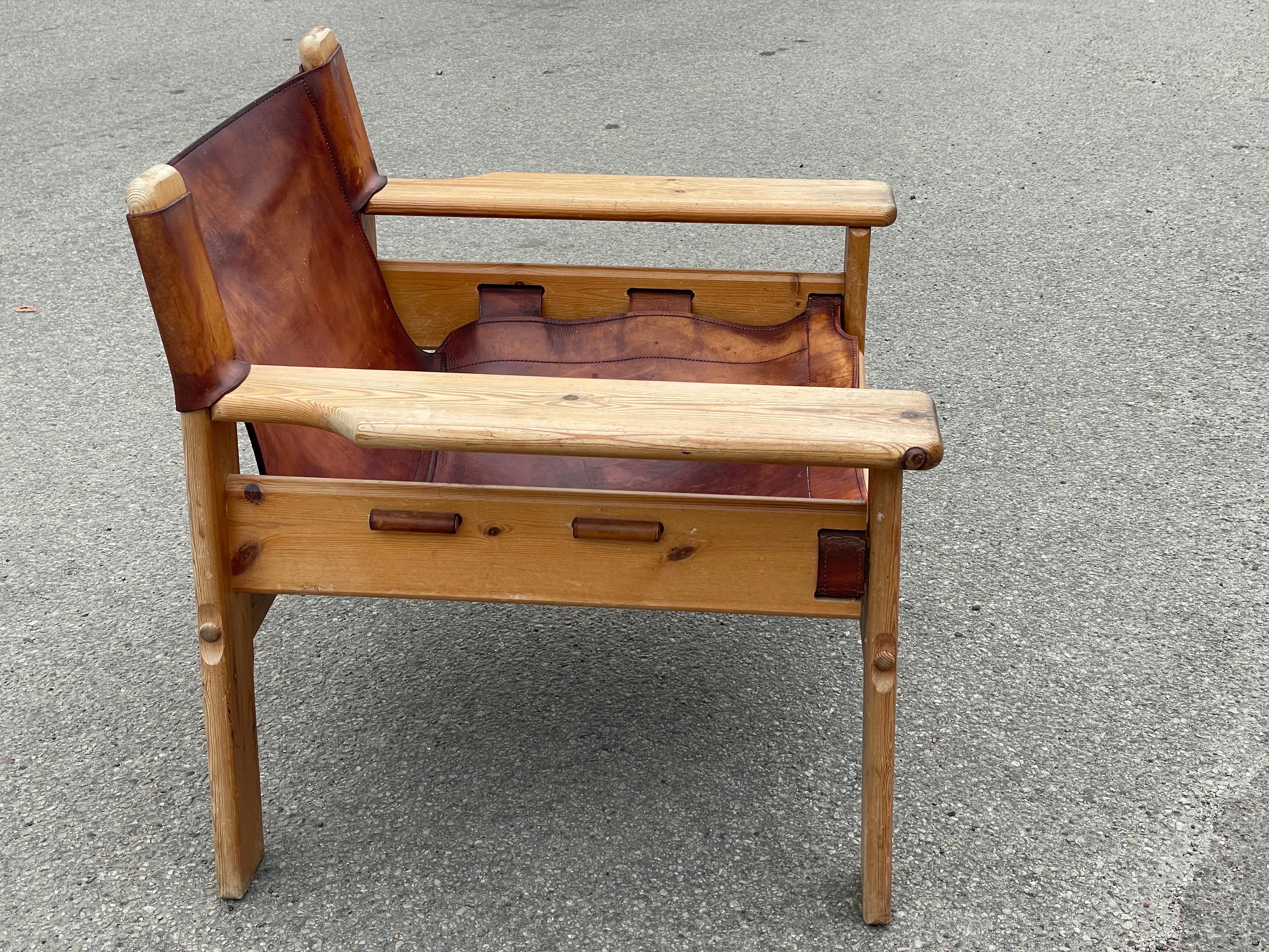 Rare chaise Safari en pin et cuir première édition de Karin Moring 1970's en vente 4