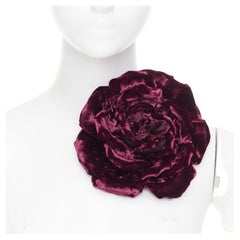 rare SAINT LAURENT 2022 Extra Large Wild Rose flower bordeaux velvet pin brooch rare SAINT LAURENT 2022 Extra Large Wild Rose flower bordeaux velvet pin brooch