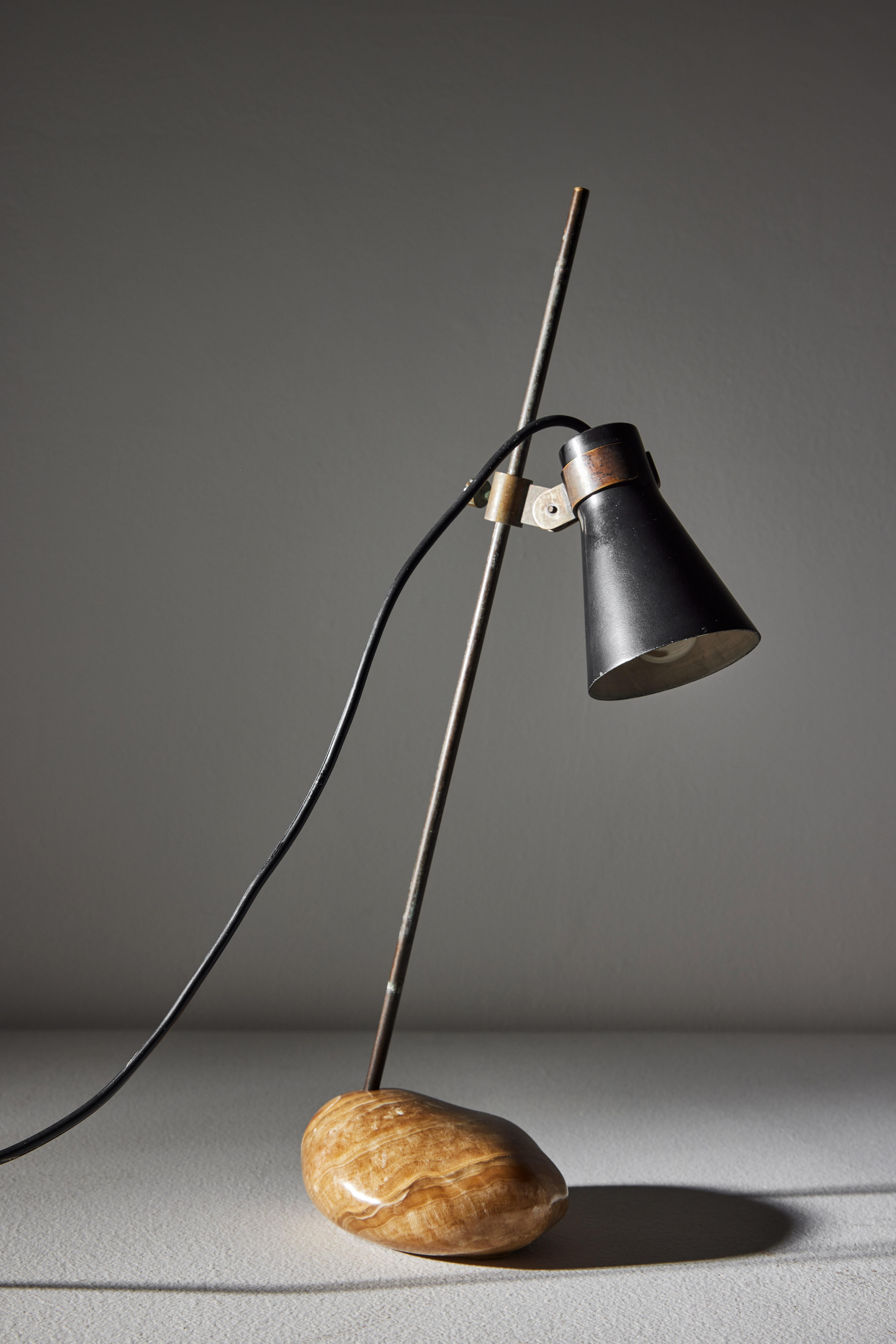 Milieu du XXe siècle Rare lampe de table Sasso de Luigi Caccia Dominioni pour Azucena en vente