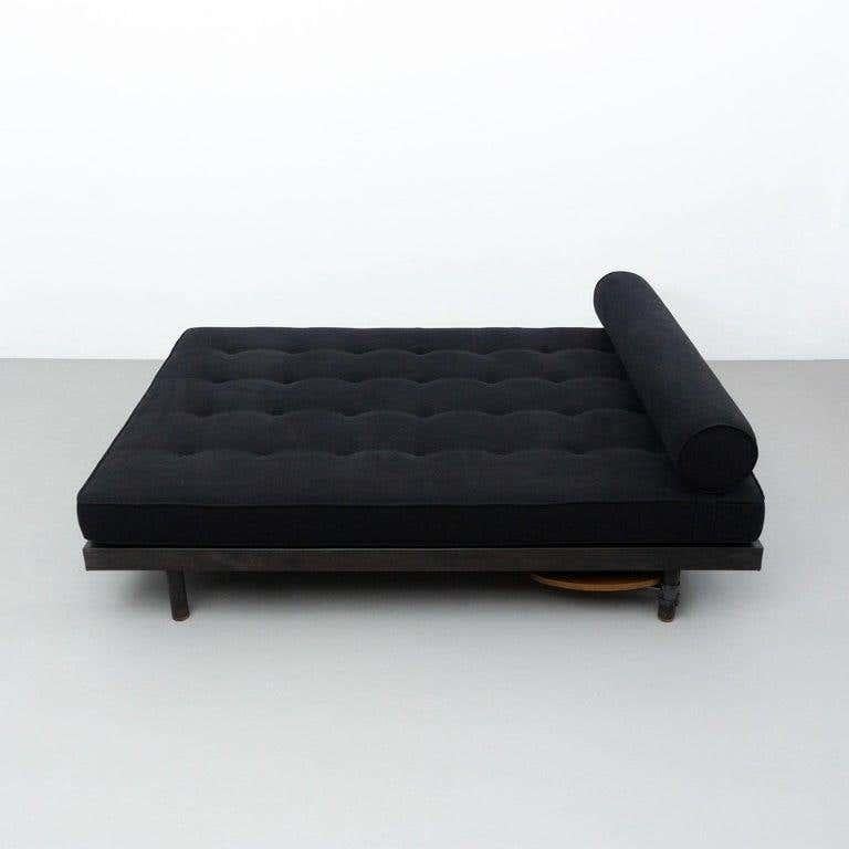 Rare S.C.A.L. Double Daybed by Jean Prouvé, circa 1950 6