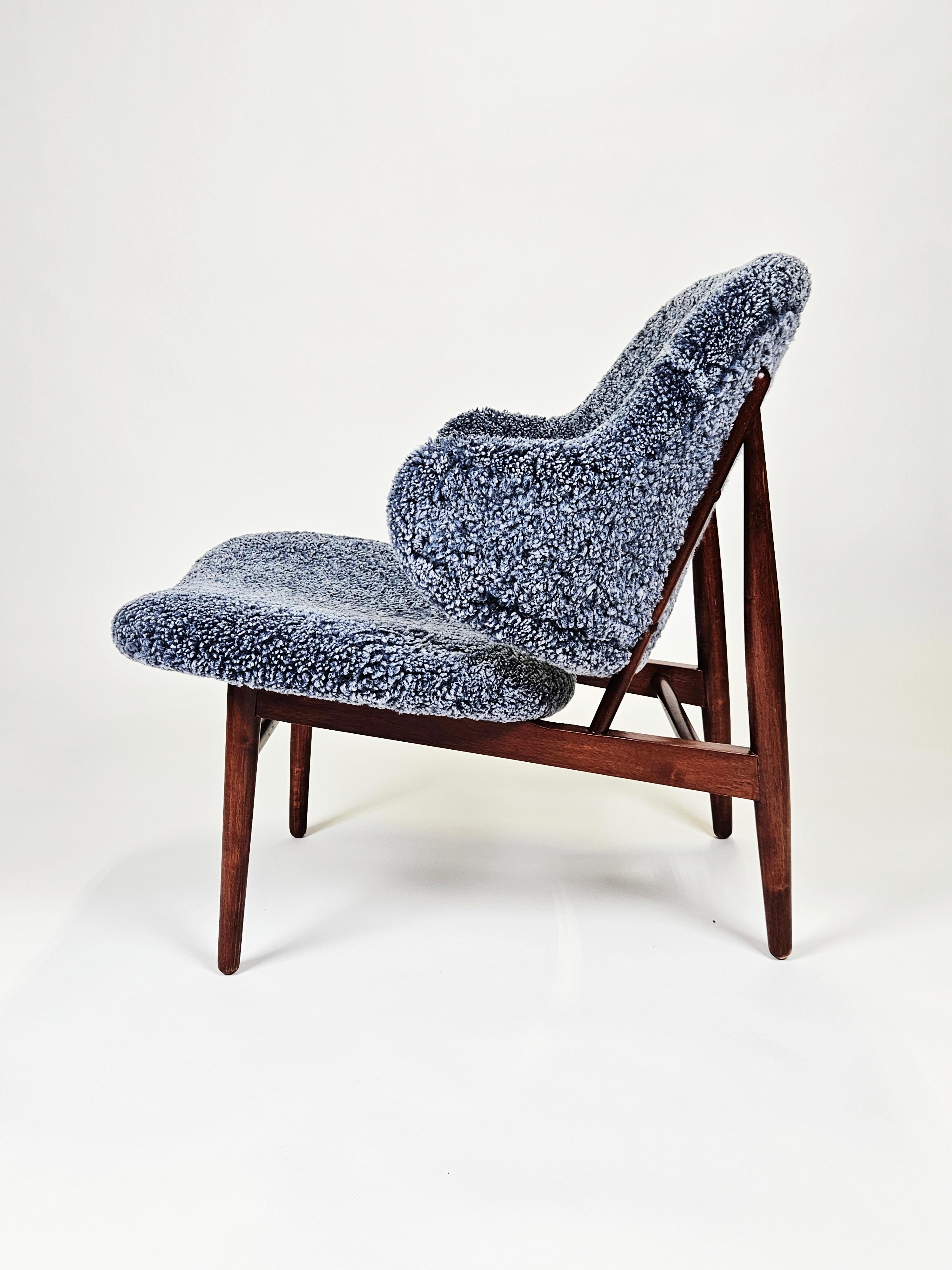 20th Century Rare Scandinavian Modern shell chair by IB Kofod Larsen, Denmark, 1950s For Sale