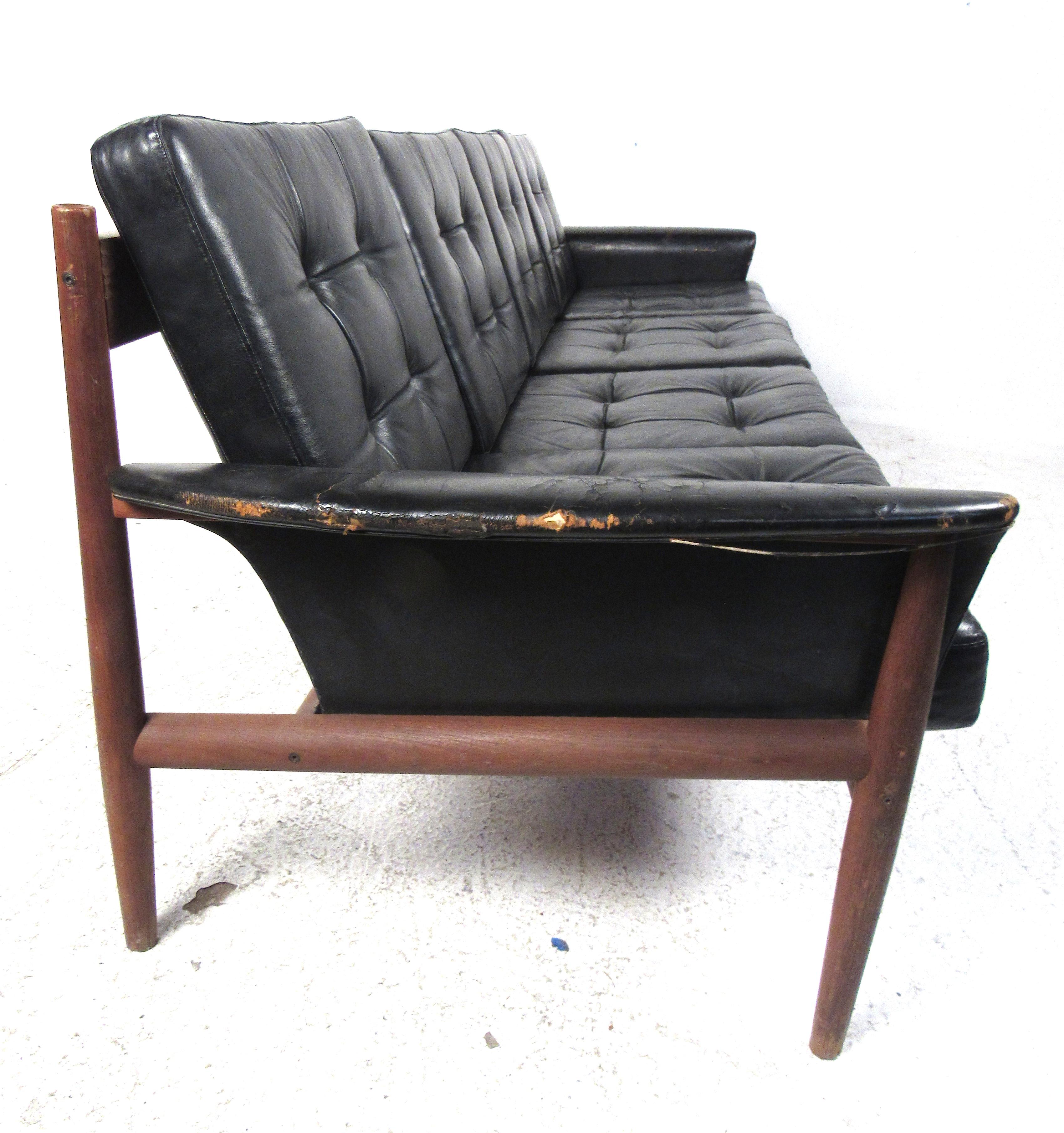 Seltenes skandinavisches Modernes Sofa Modell 168/4 von France & Son (Skandinavische Moderne) im Angebot