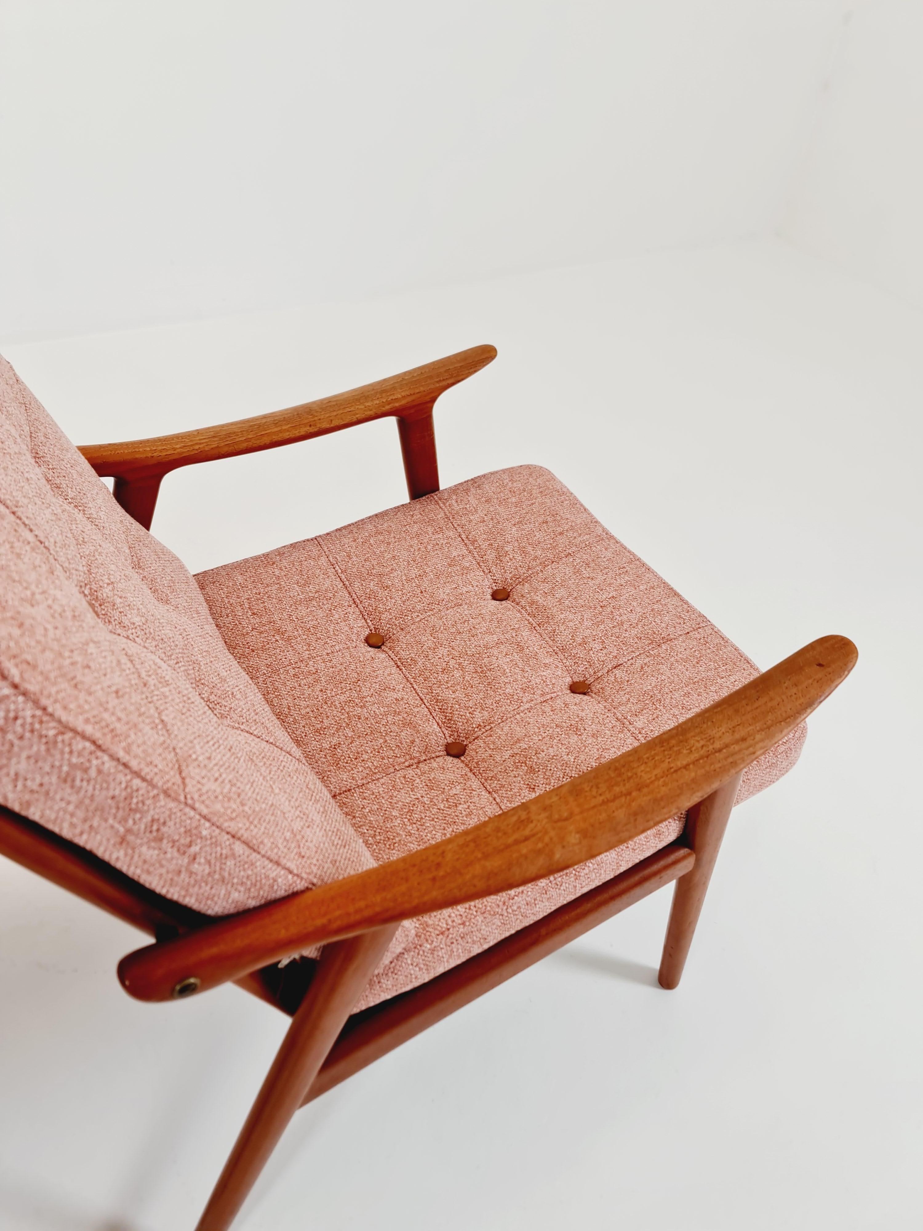 Rare Scandinavie  Chaise longue en teck massif de Fredrik Kayser pour Vante, 1950 en vente 3