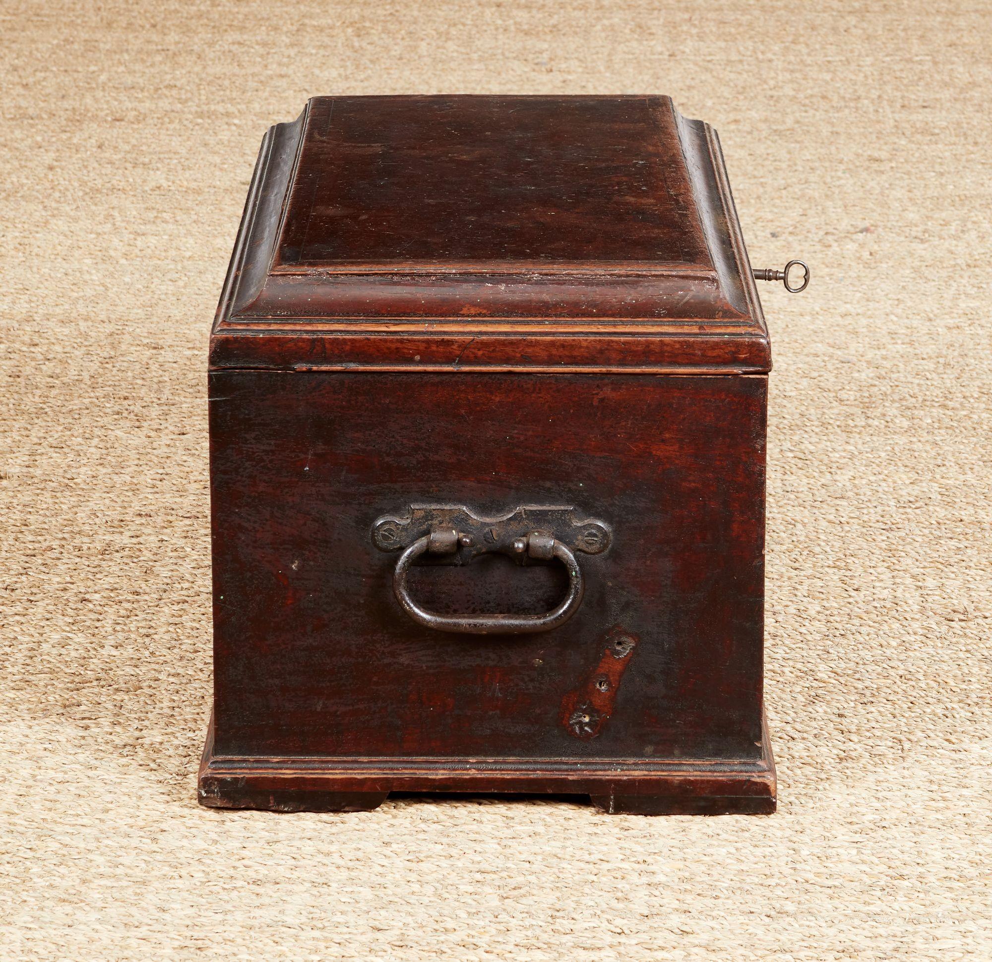 Rare Scottish George III Corporation Treasury Box For Sale 4