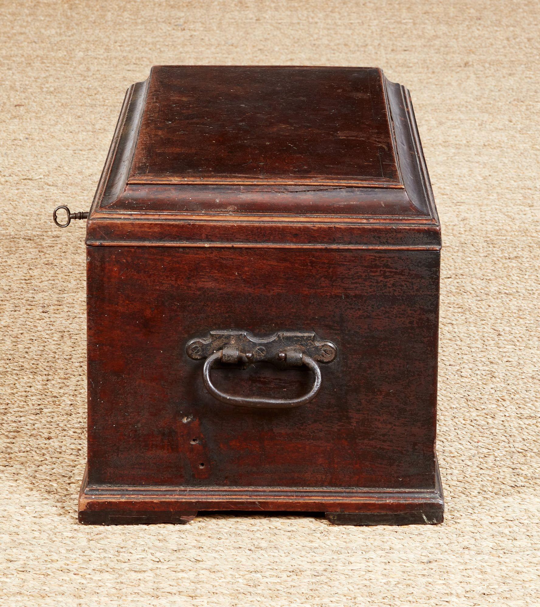 Rare Scottish George III Corporation Treasury Box For Sale 3