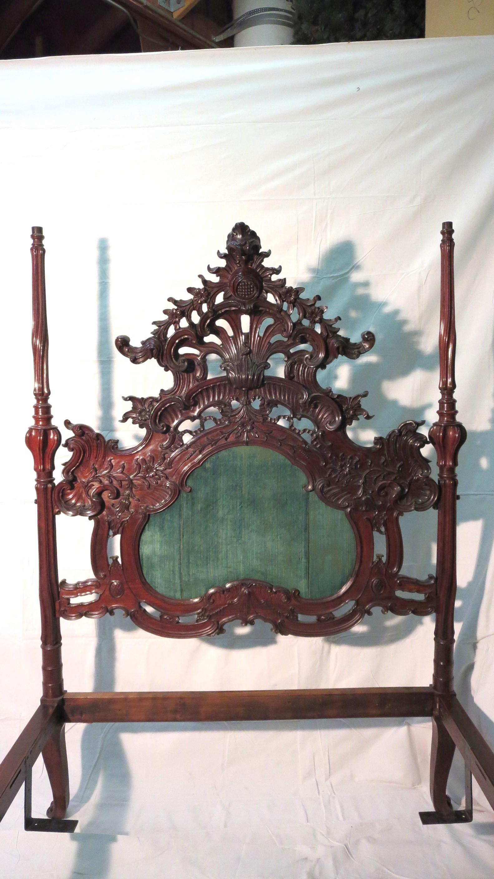 Rare Sculpted Colonial Portuguese 17th/18th C. Jacaranda Queen Bed Antique LA CA For Sale 5